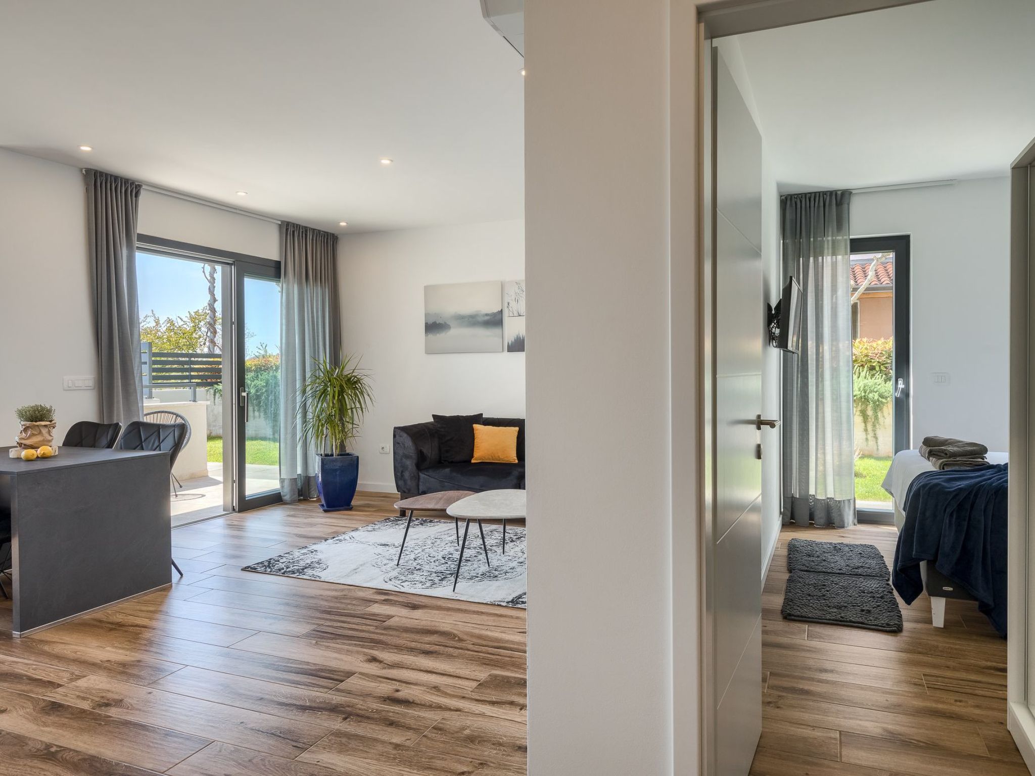 Erdgeschosswohnung Moonlight mit Terrasse-Binnen