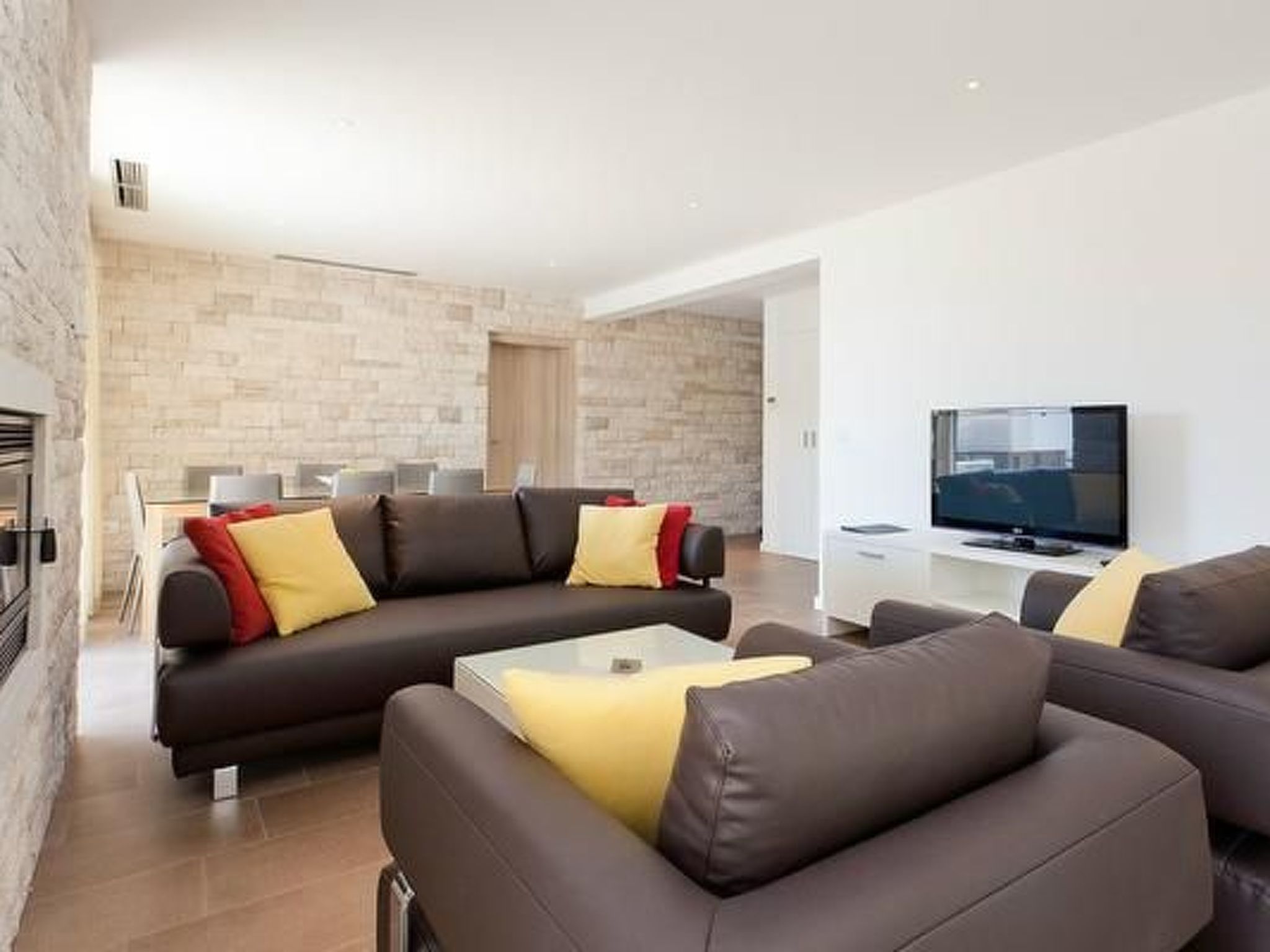 Designvilla mit Dachterrasse und Panoramablick-Drinnen