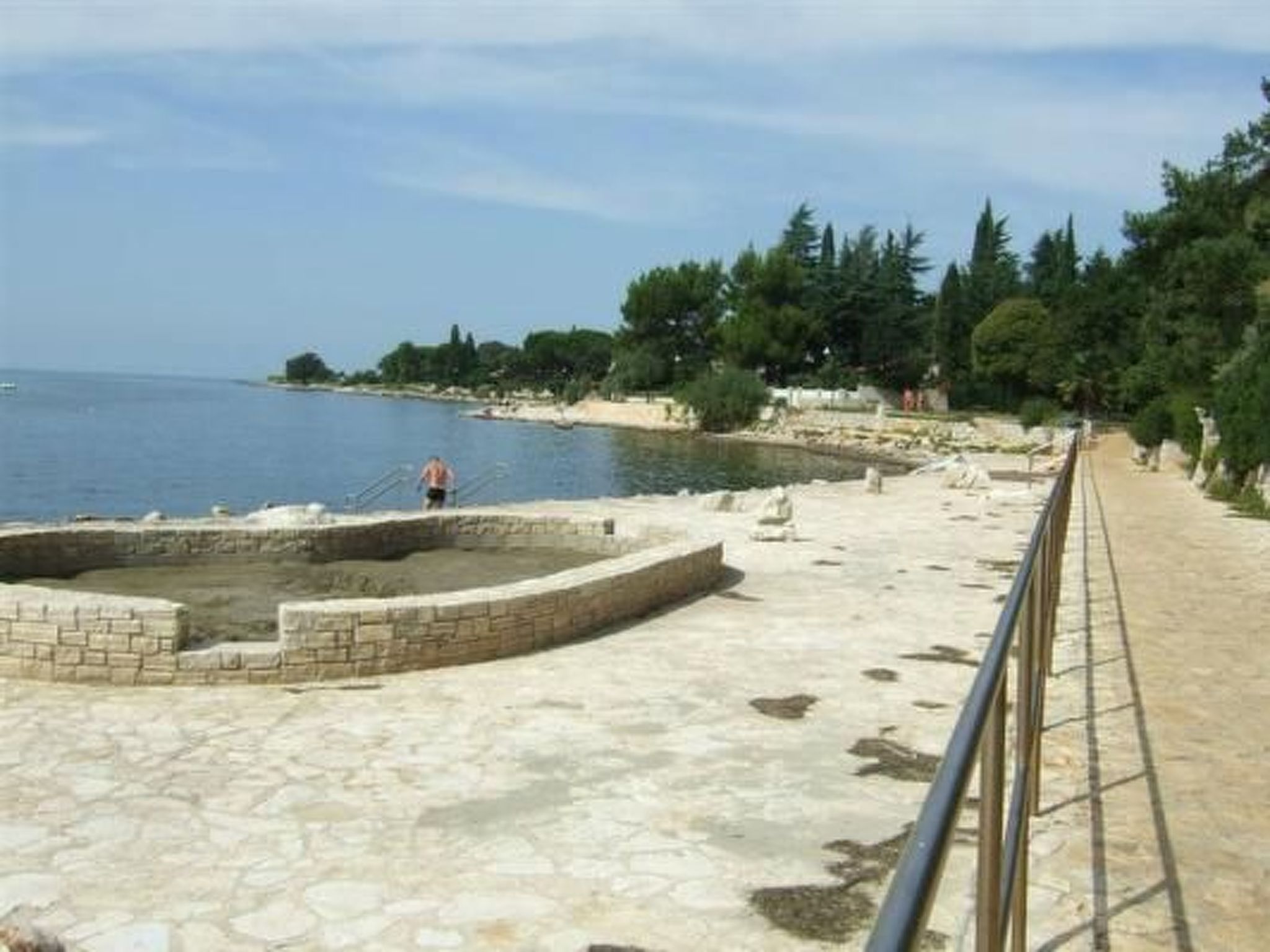 Designvilla mit Dachterrasse und Panoramablick-Drinnen