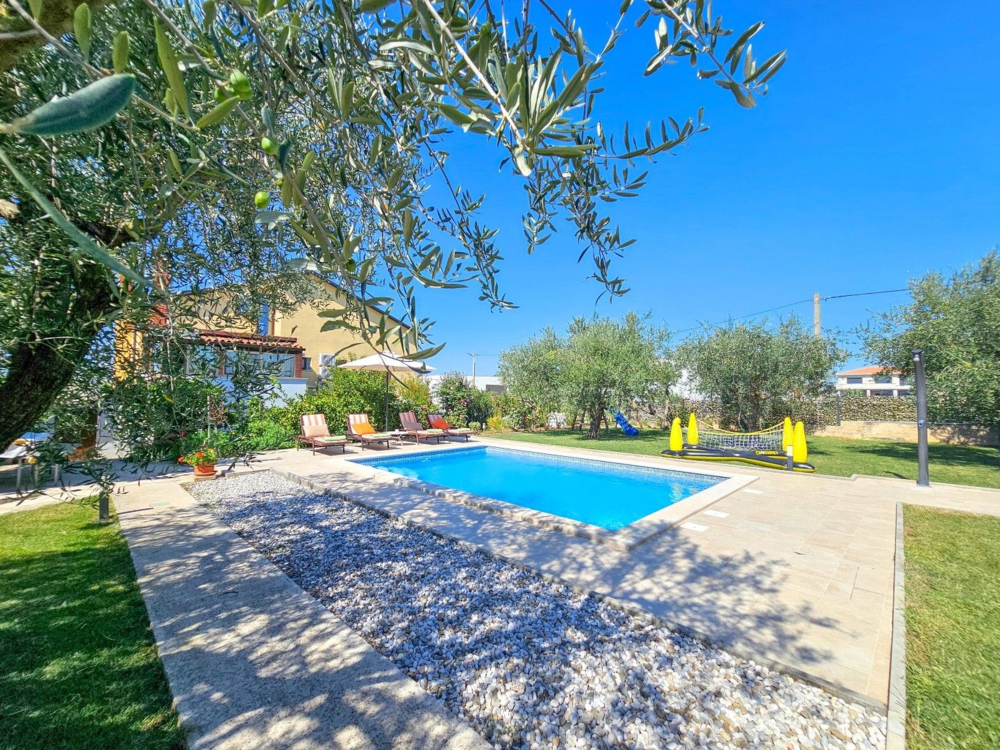 Wohnung für bis zu 6 Personen mit Schwimmbad Apartment in Novigrad