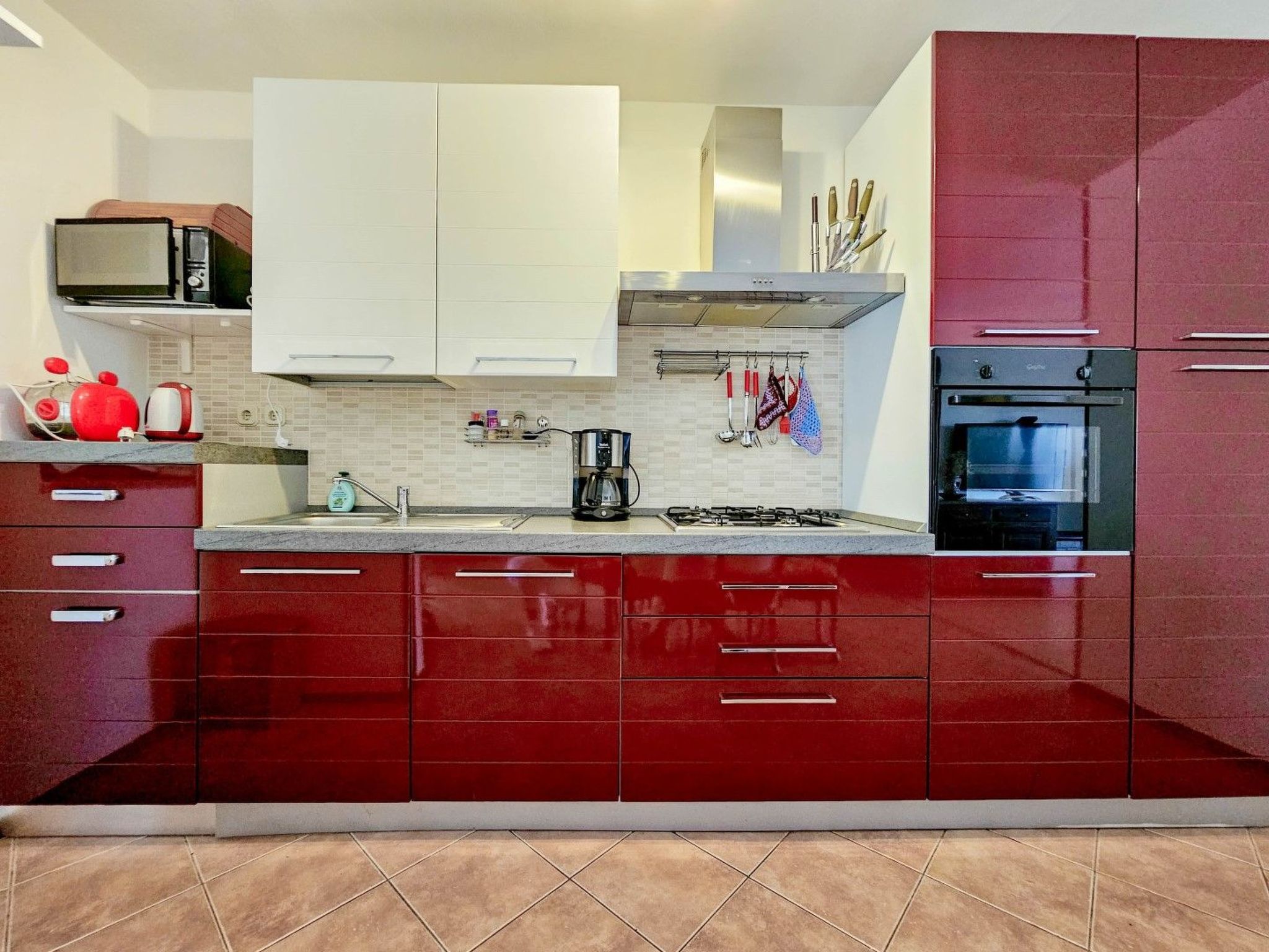 Wohnung für bis zu 6 Personen mit Schwimmbad-Binnen