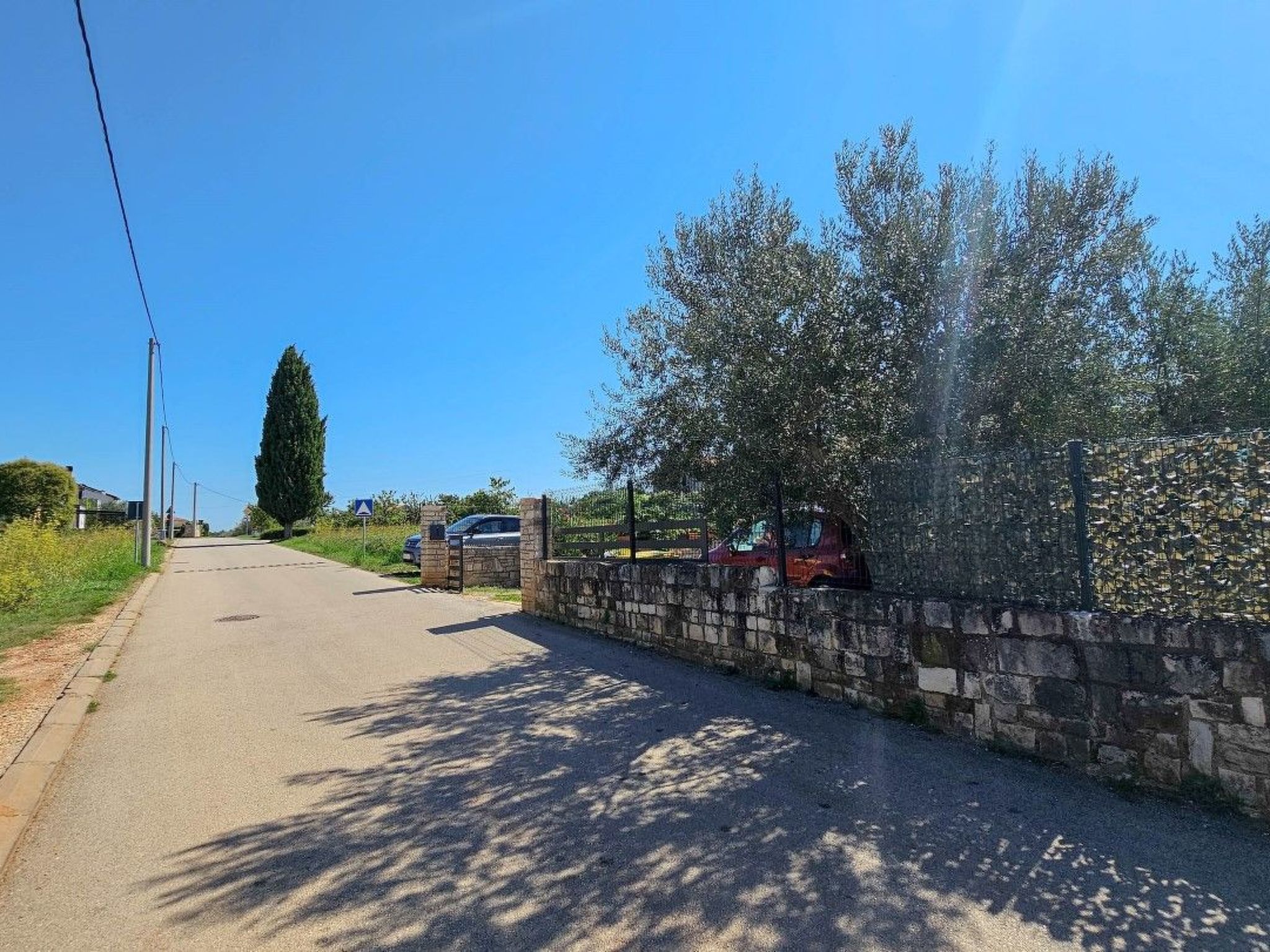 Photo of Wohnung für bis zu 6 Personen mit Schwimmbad