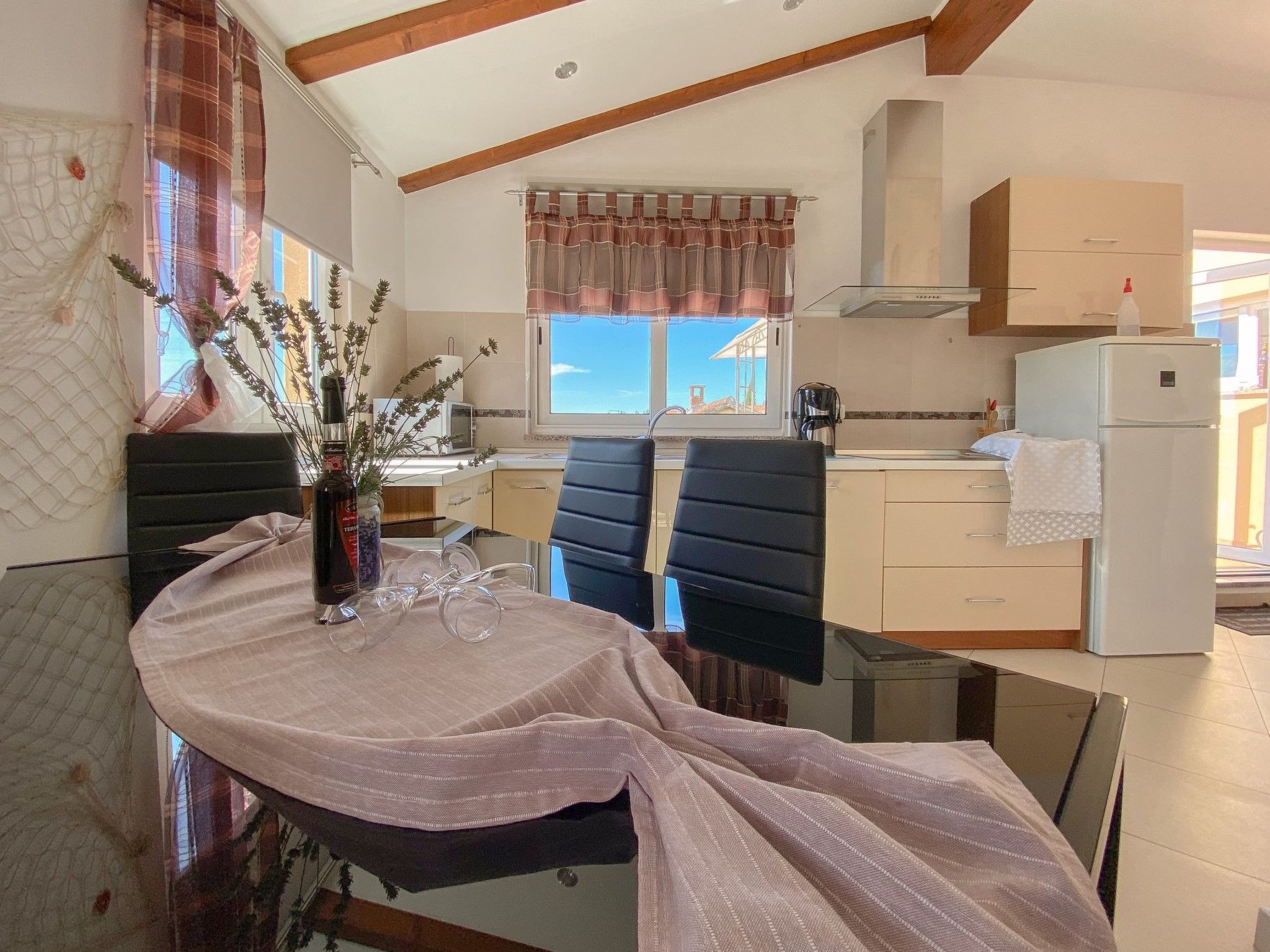 Sabina-Image-tags.info