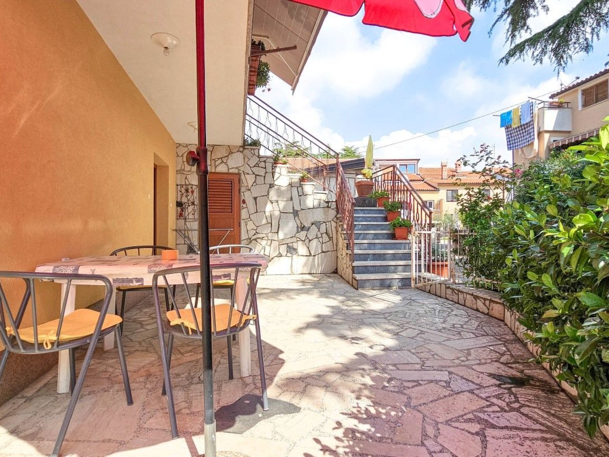 Photo of Wohnung in der Altstadt mit Terrasse und Parkplatz