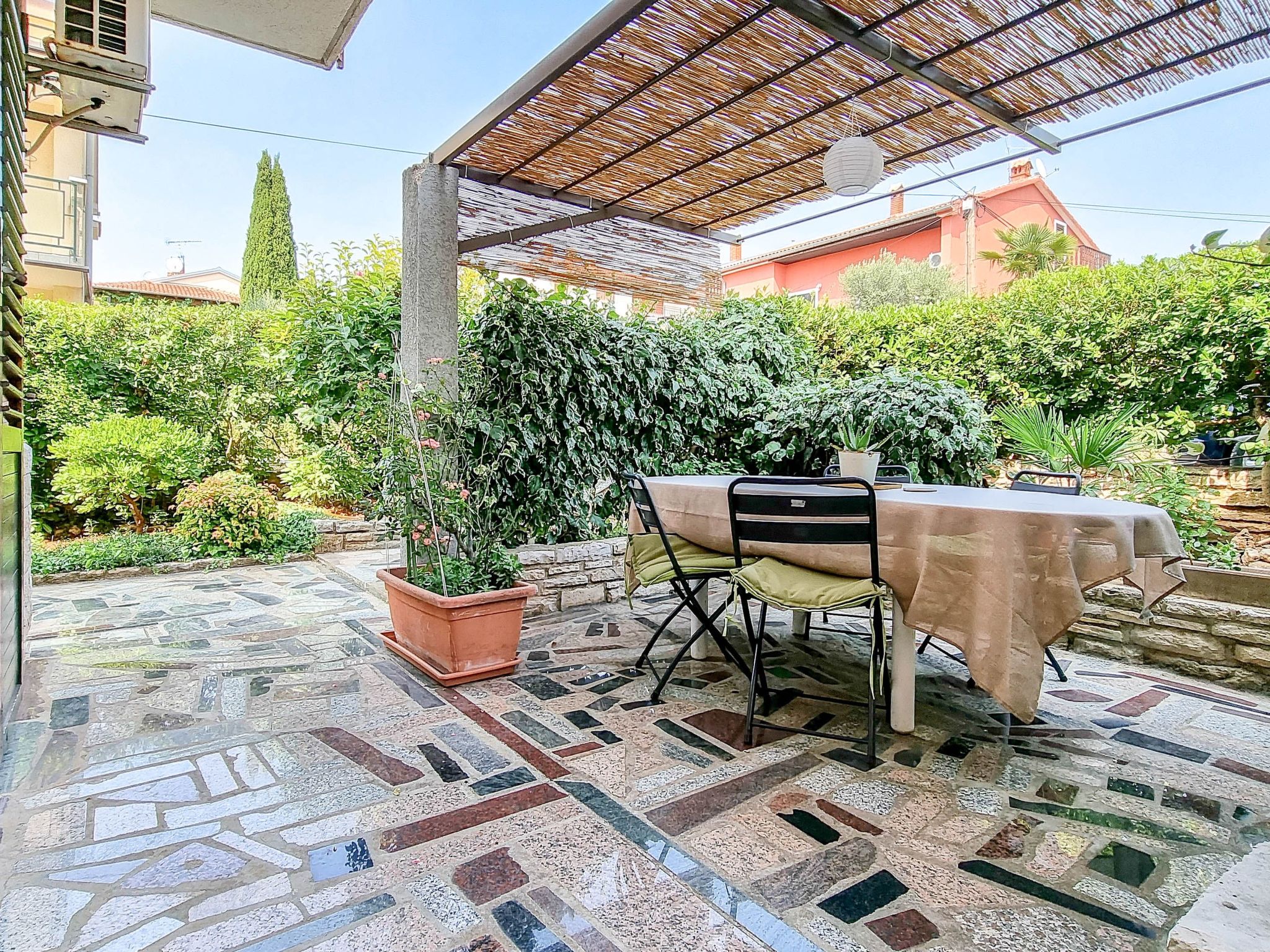 "Maria 4" mit Terrasse