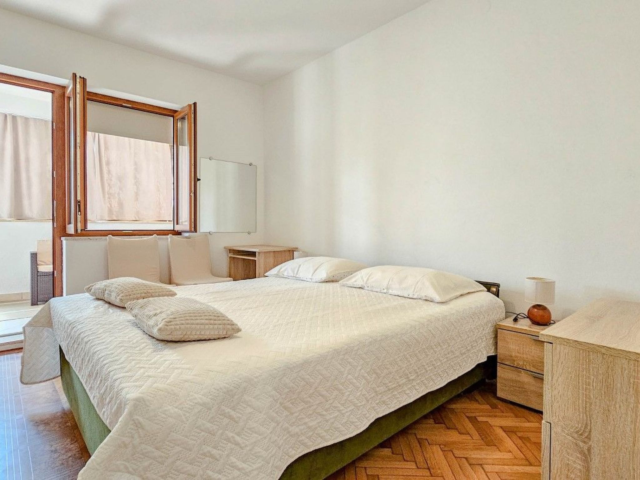 Wohnung 80m vom Meer mit Terrasse-Drinnen