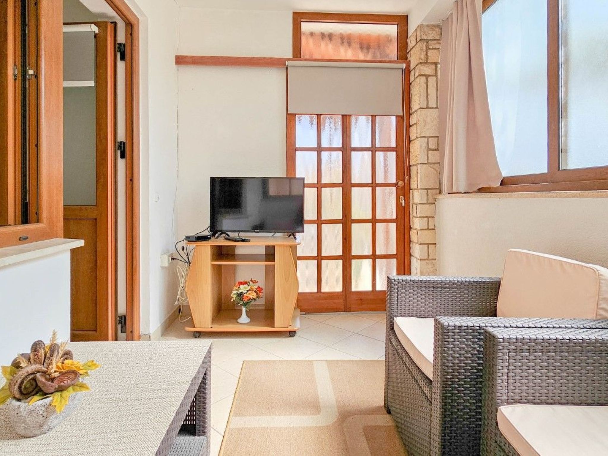 Wohnung 80m vom Meer mit Terrasse-Drinnen