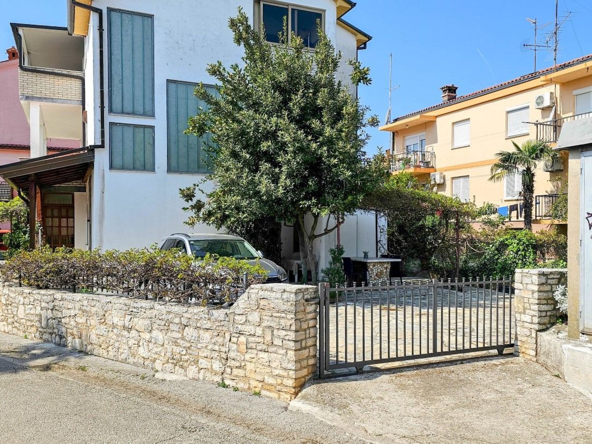 Photo of Wohnung 80m vom Meer mit Terrasse