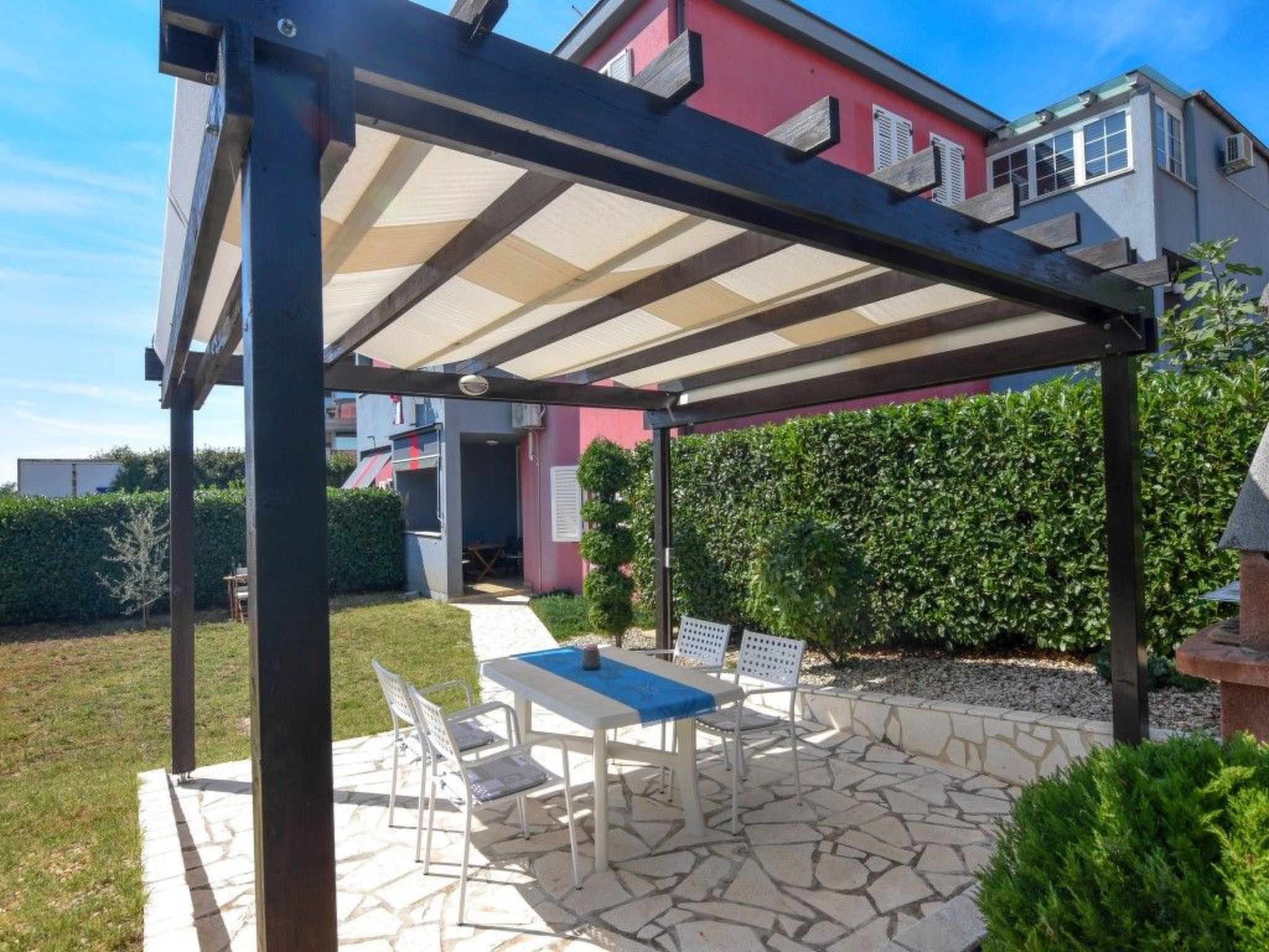 Photo of "Lea" mit Terrasse