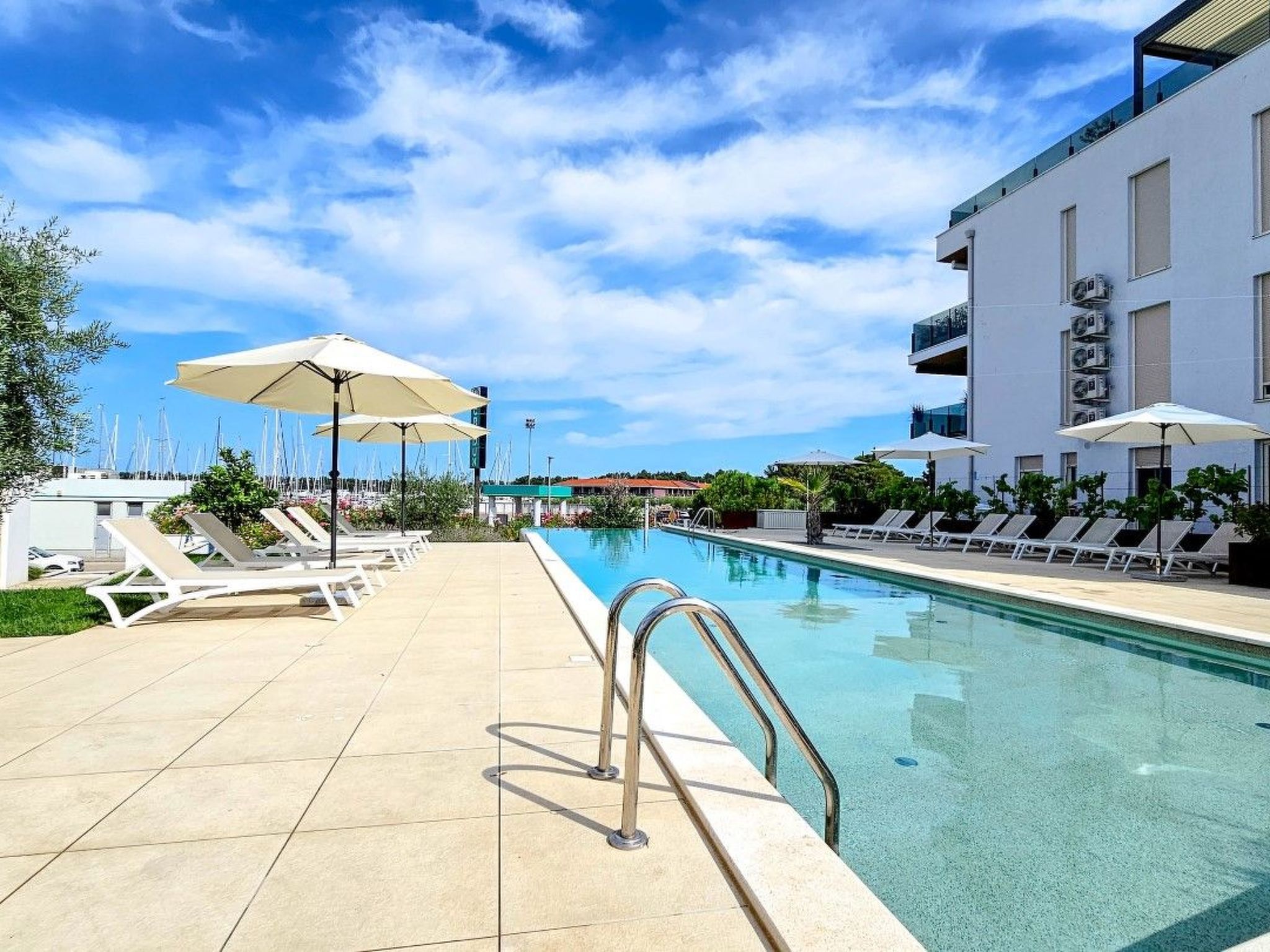 "Grüne Oase" mit Terrasse Apartment in Novigrad