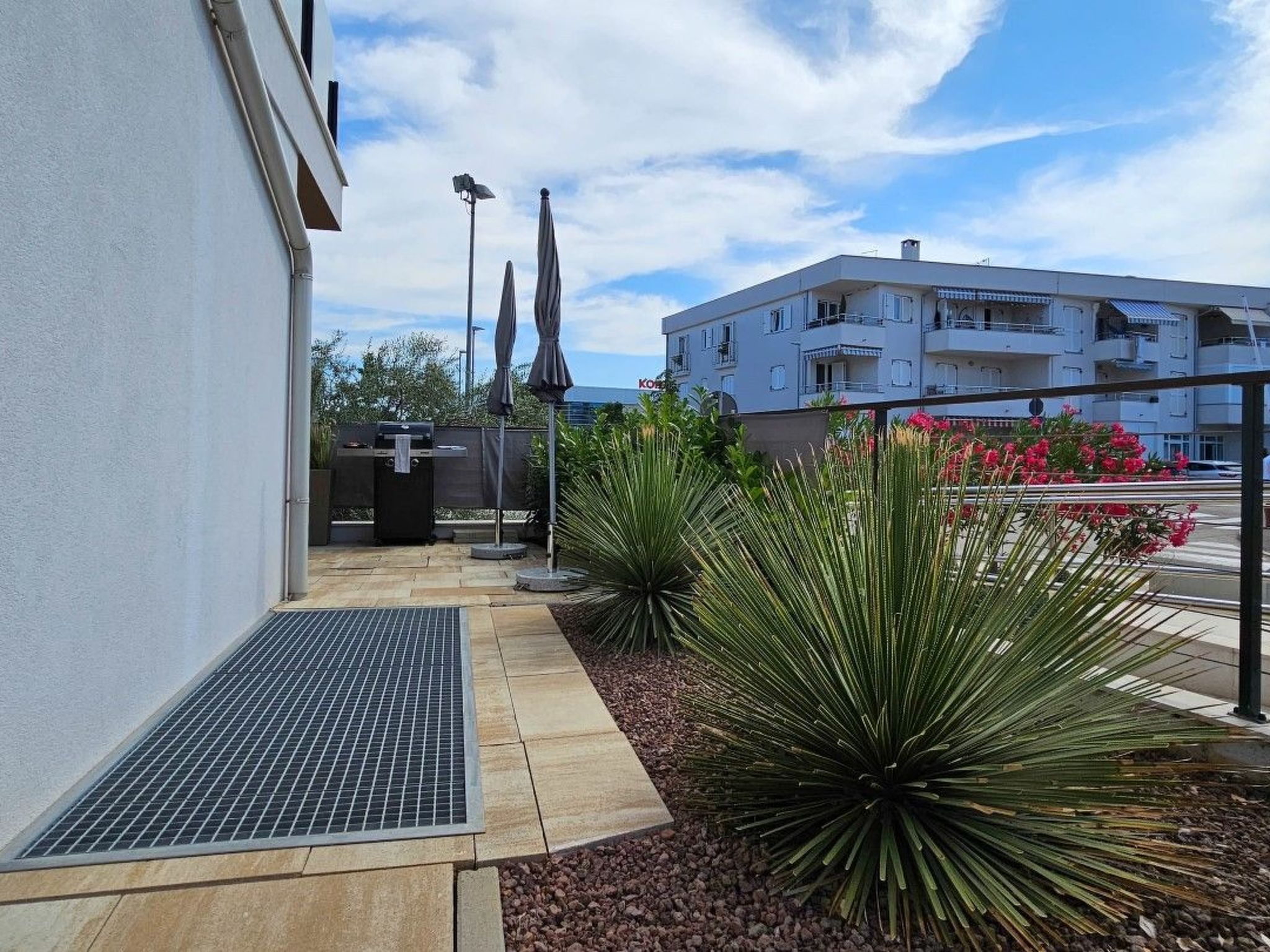 Photo of "Grüne Oase" mit Terrasse