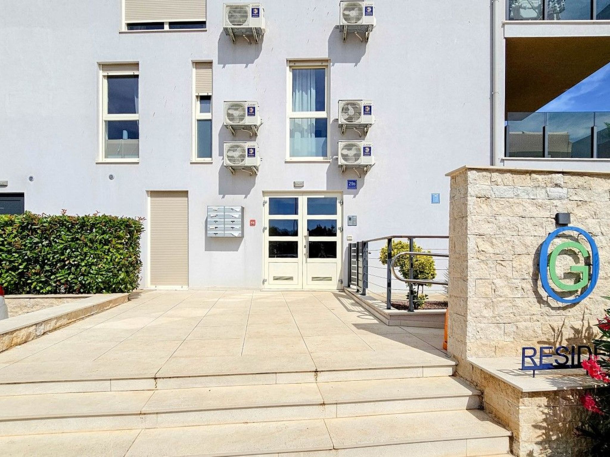 Photo of "Grüne Oase" mit Terrasse