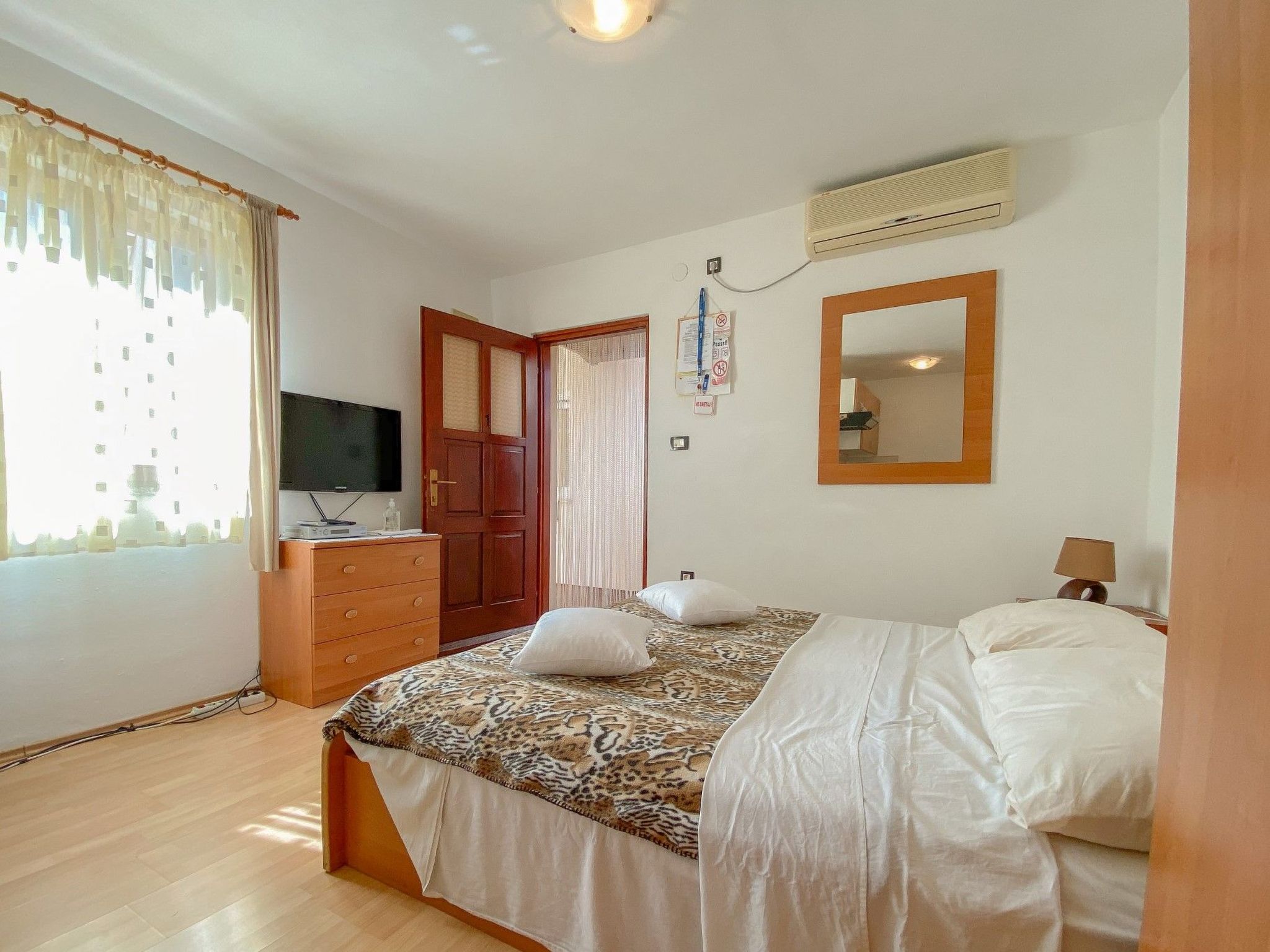 Photo of für 2 Personen ca. 20 m&sup2; in Novigrad, Adriaküste Kroatien (Westküste von I