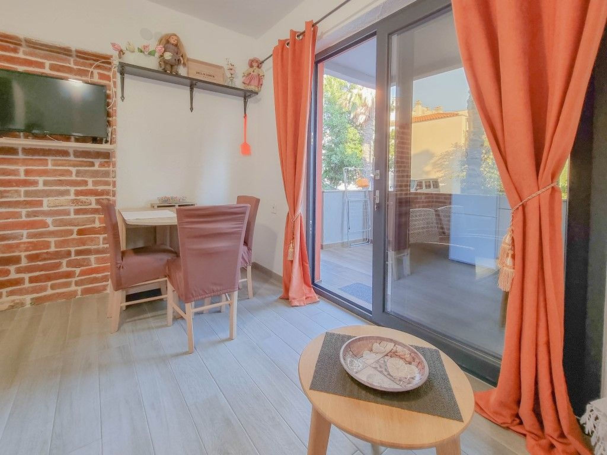 Photo of "Enio" direkt am Strand