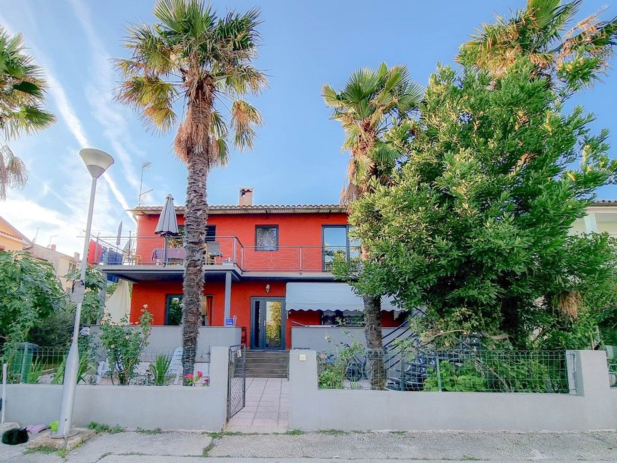 Photo of "Enio" direkt am Strand