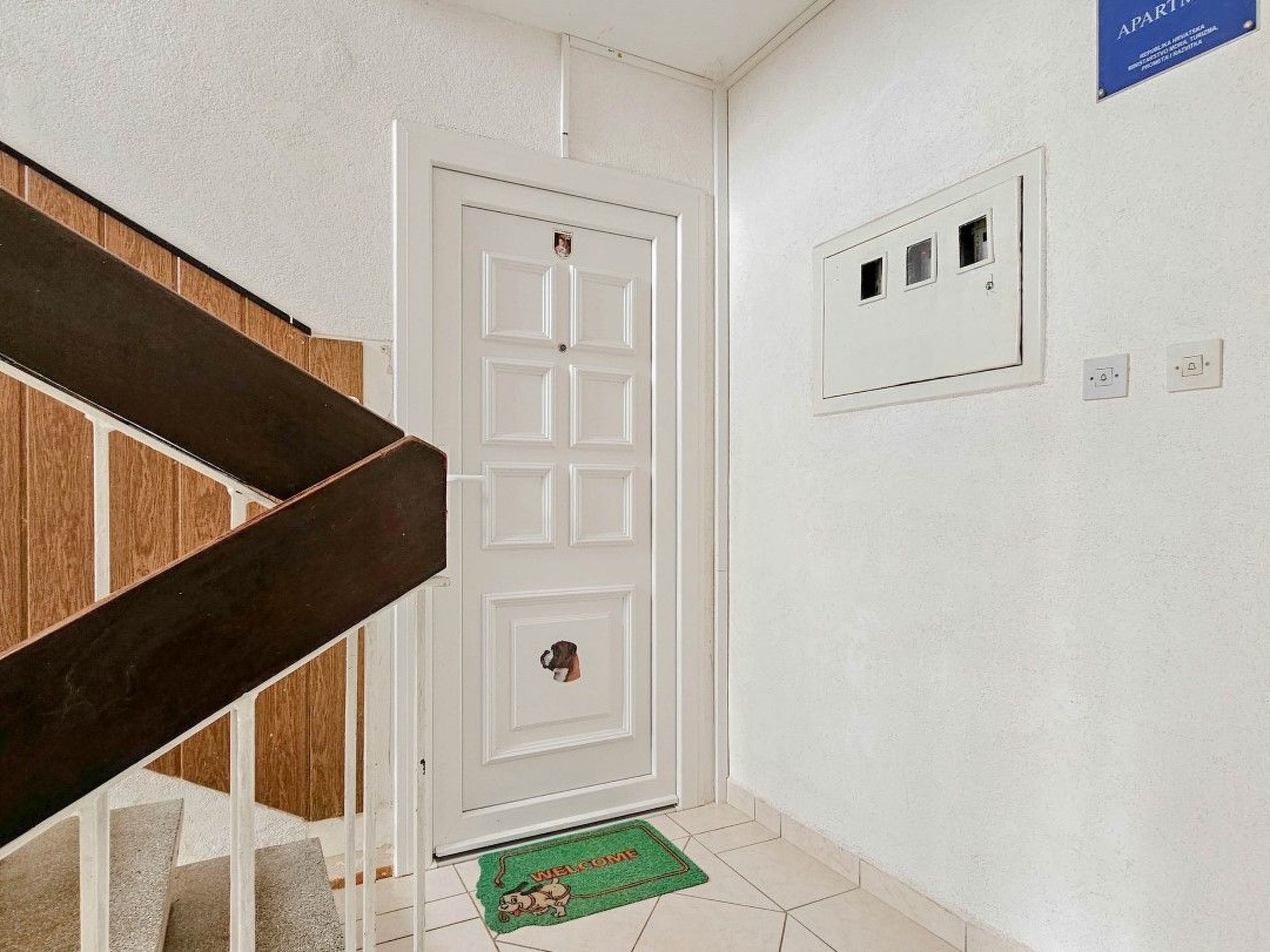 Wohnung im Zentrum mit einem Balkon-Drinnen