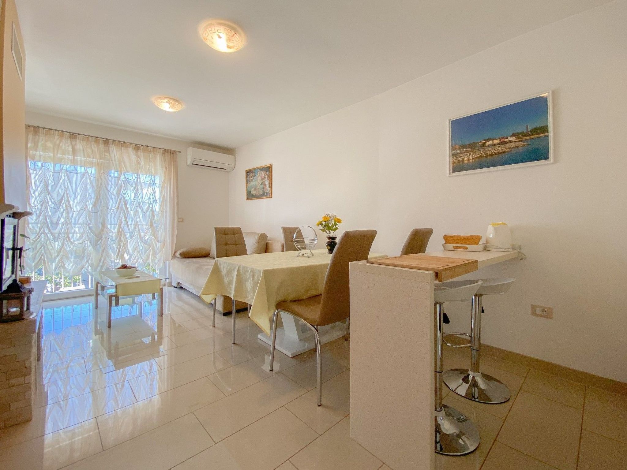 Für 6 Personen ca. 55 m&sup2; in Novigrad, Adriaküste Kroatien (Westküste von I-Binnen