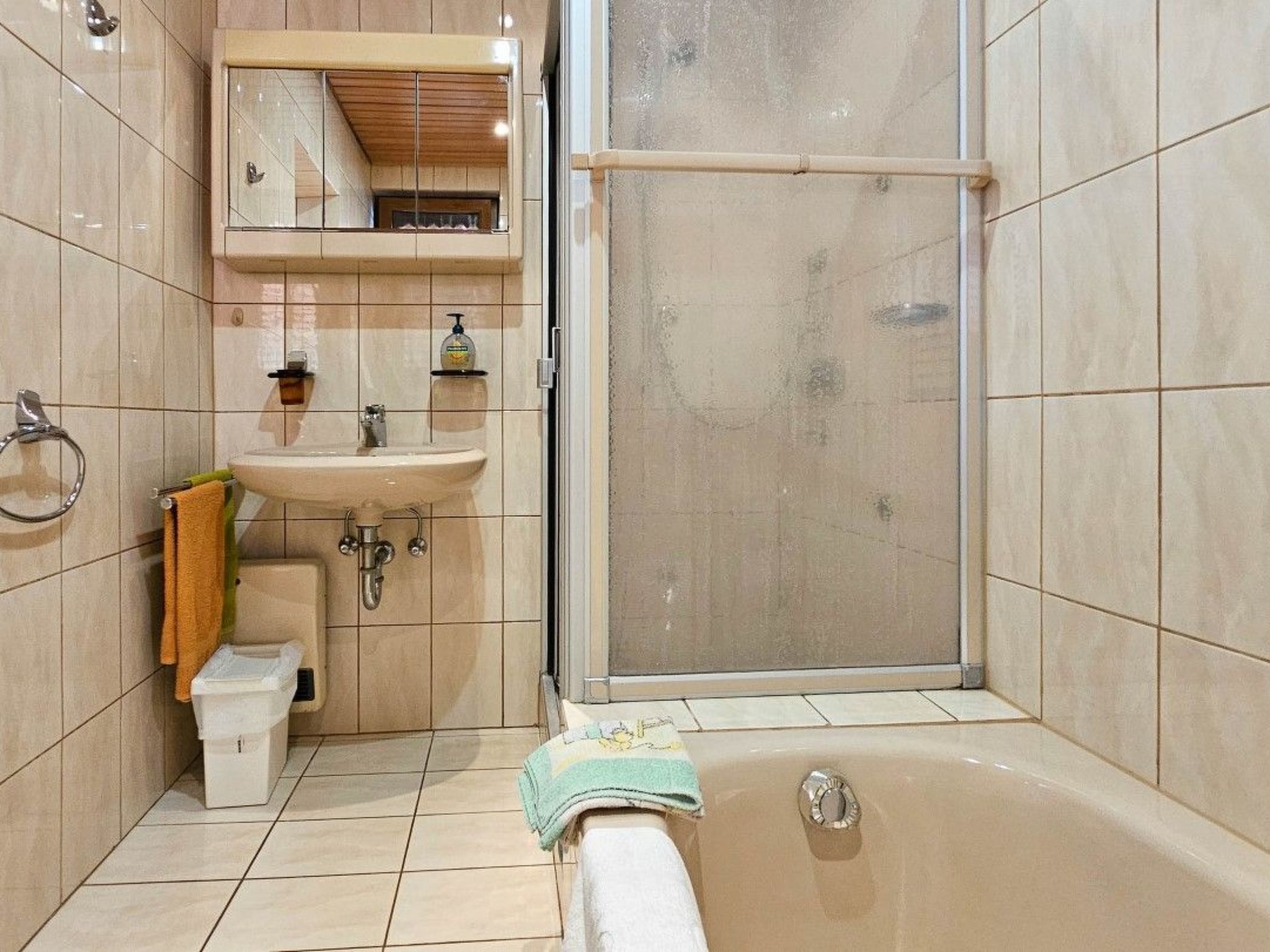 Toni -Wohnung im Erdgeschoss-Dedans