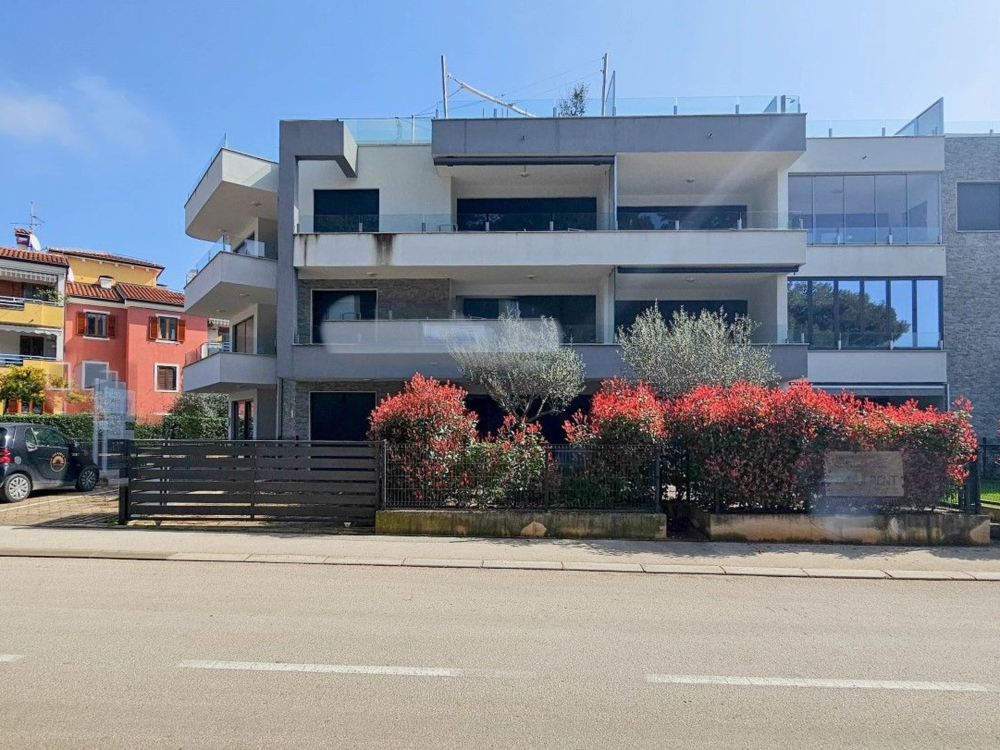 Photo of Apartment mit Terrasse für 3 Personen
