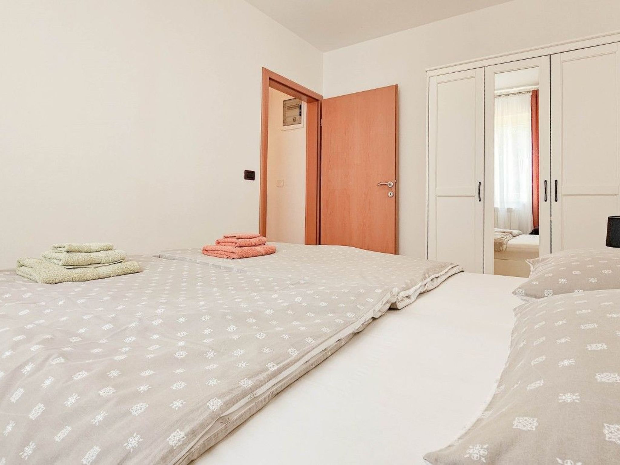 Apartment mit Klimaanlage für 2 Personen-Image-tags.info