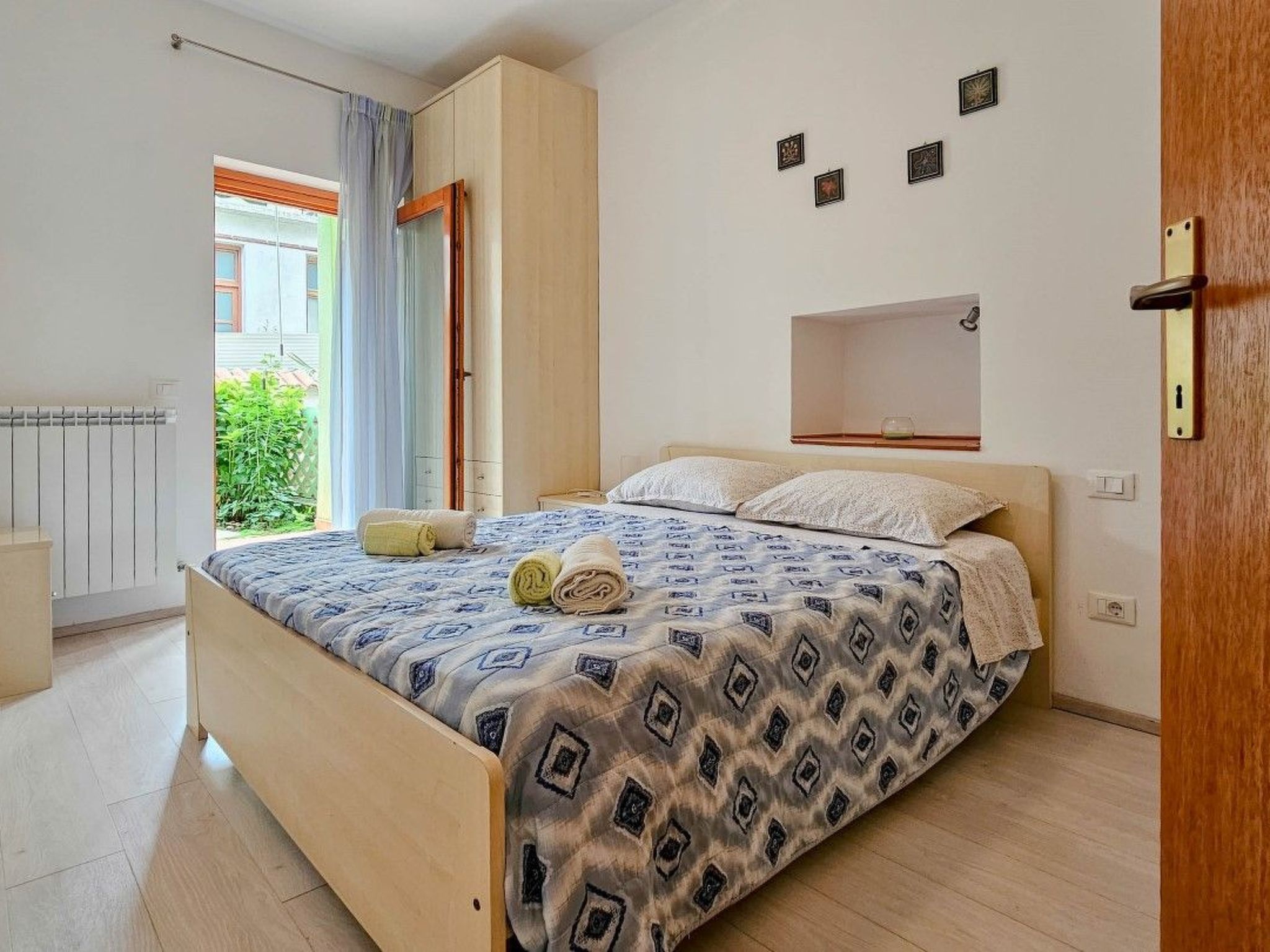 Mit Blick auf das Wasser-Image-tags.info