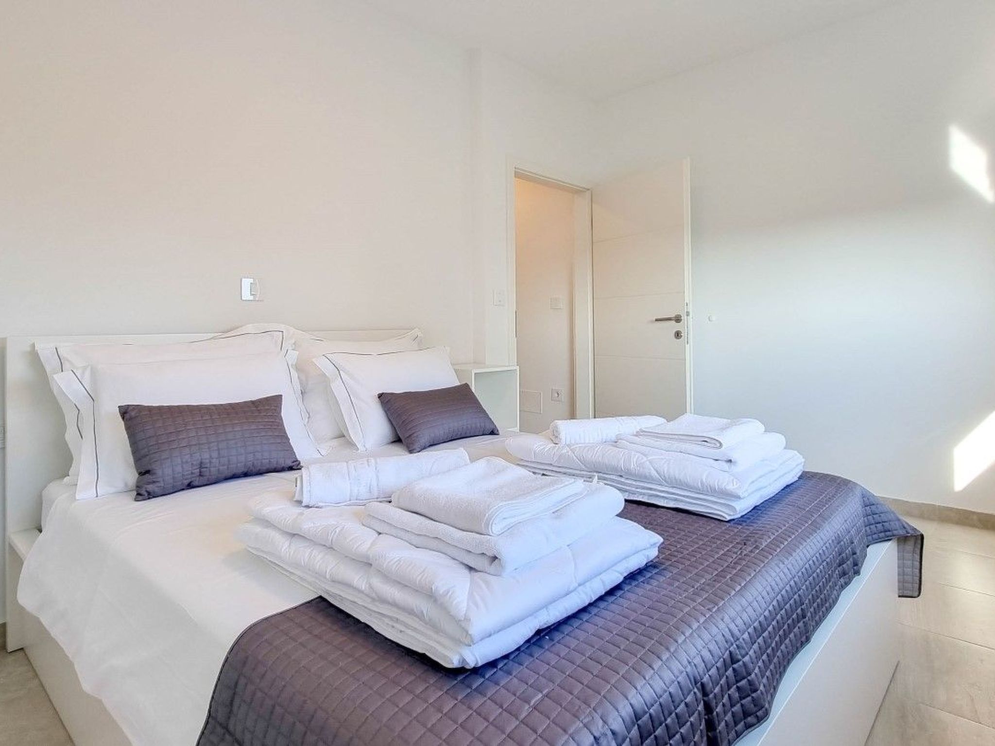 "Casa Petra" mit Terrasse-Dedans