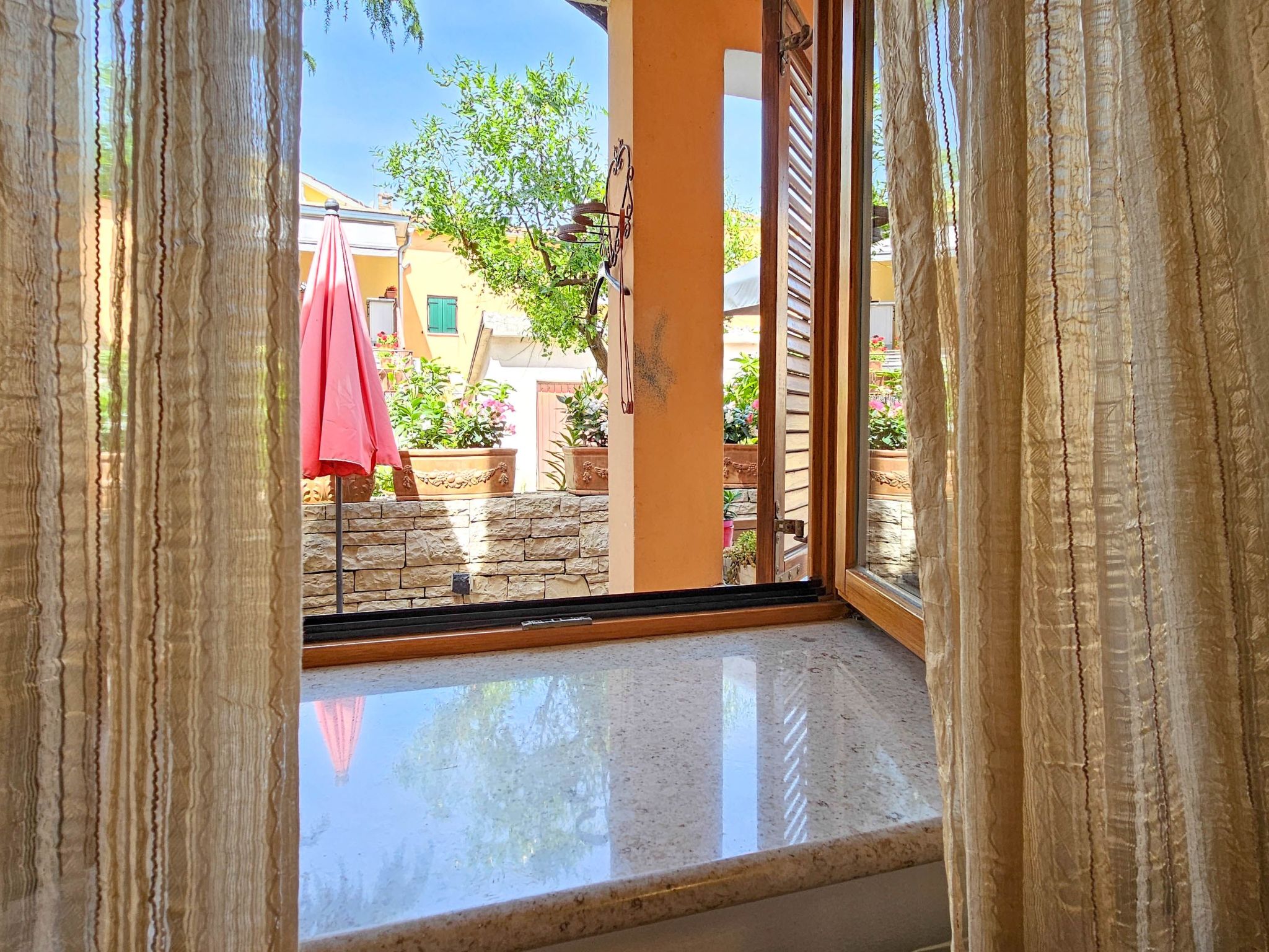 Photo of Wohnung "Valentino" direkt am Strand