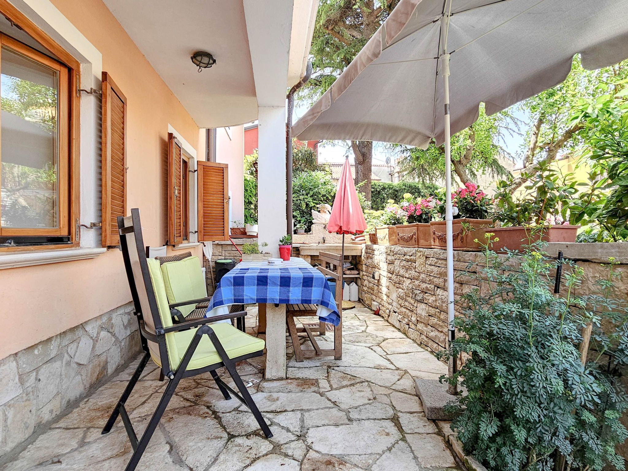 Photo of Wohnung "Valentino" direkt am Strand