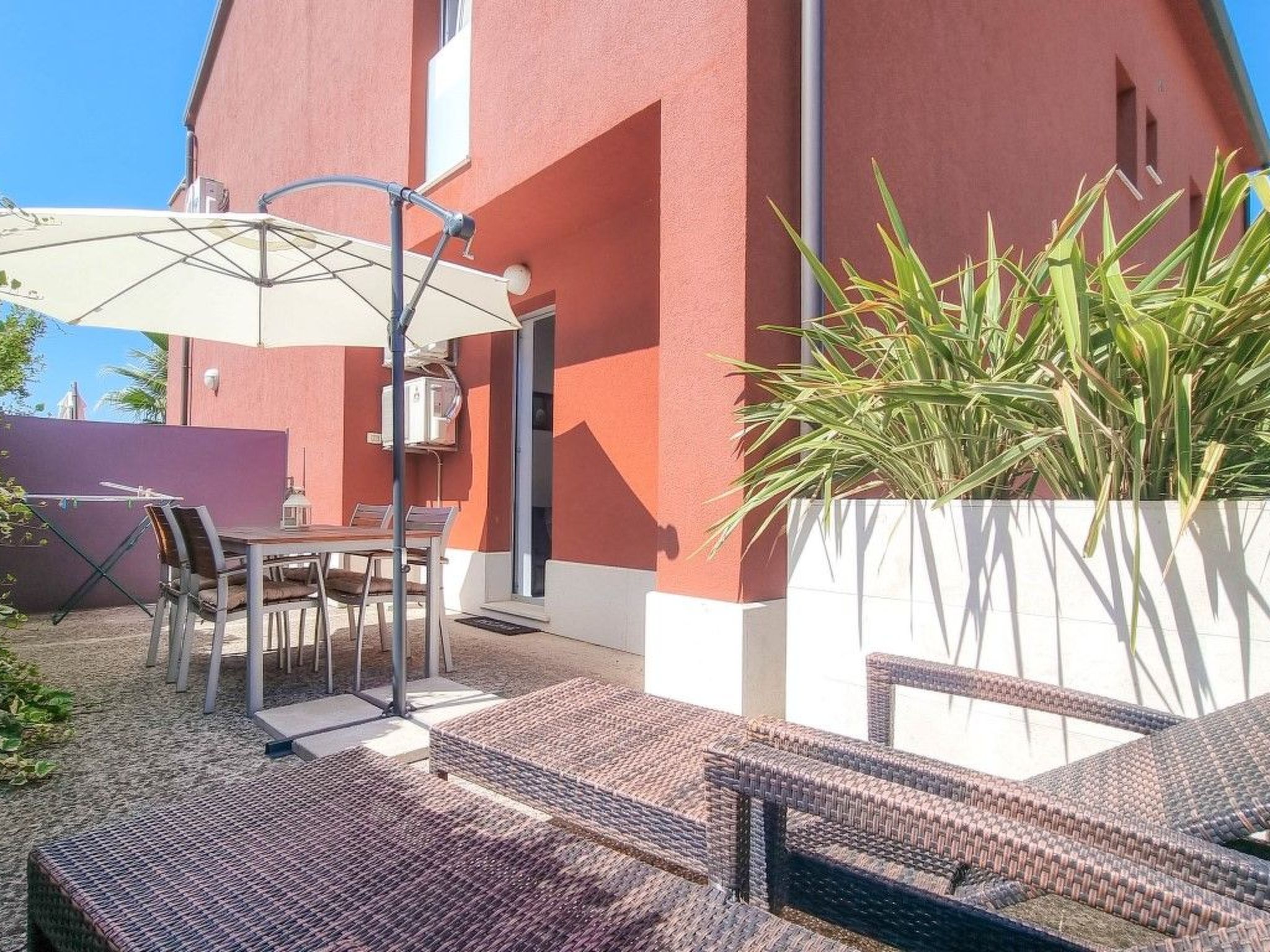 Wohnung "Niva B" mit Terrasse Apartment in Novigrad