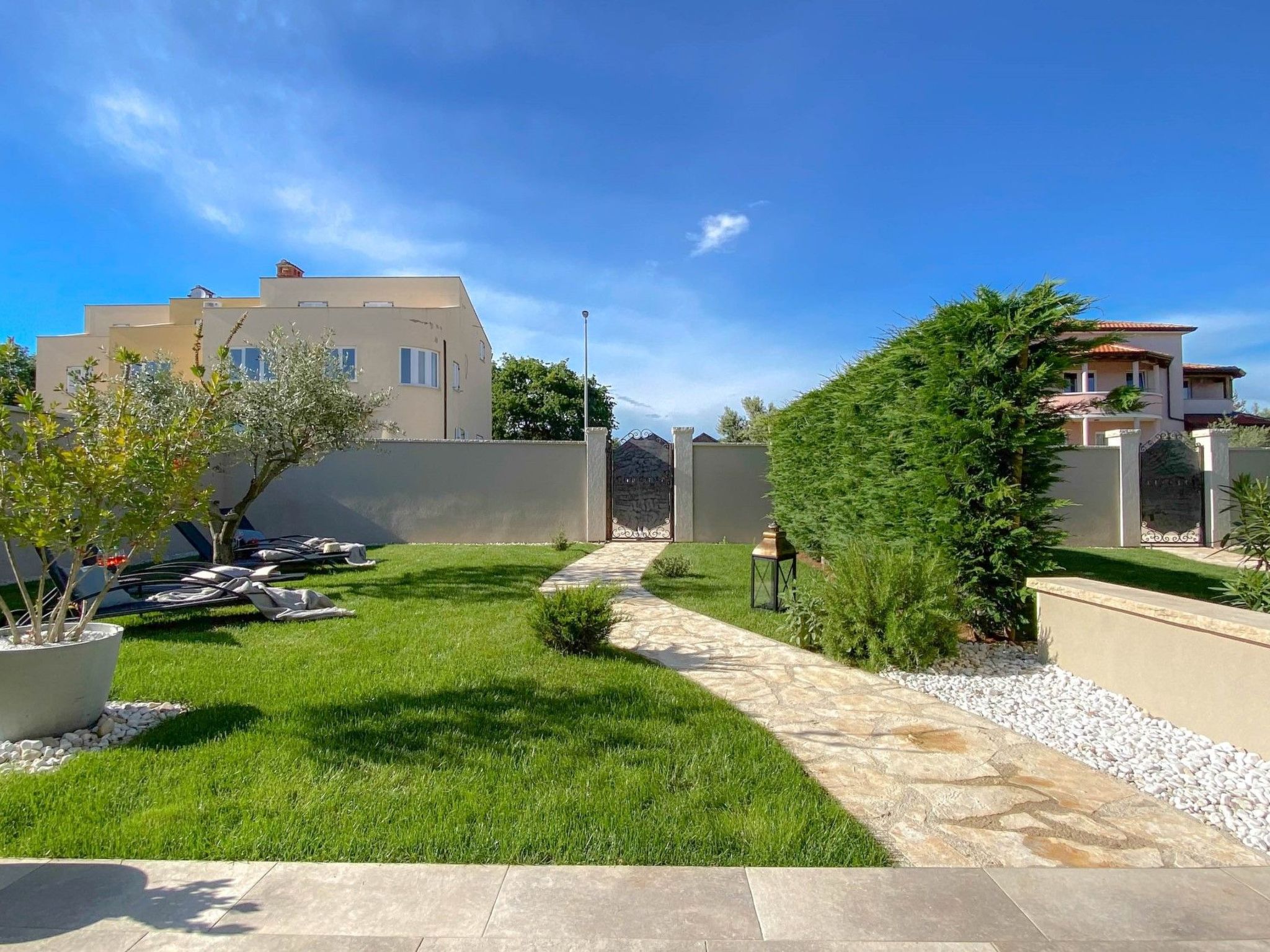 Photo of mit Privatpool für 6 Personen ca. 105 m&sup2; in Bužinija, Adriaküste Kroatien