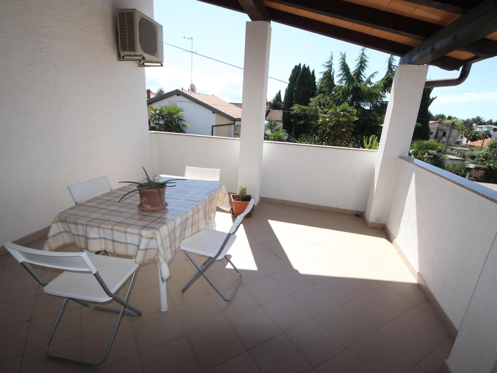 Photo of "Rose" mit Balkon