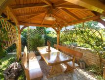 Vakantiehuis Joze met balkon nabij zee in Novigrad, Istrië - thumbnail 5
