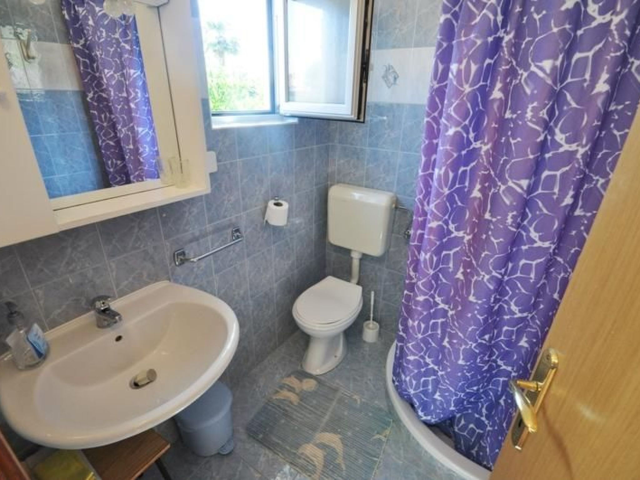 In Novigrad mit privatem Parkplatz-Image-tags.info