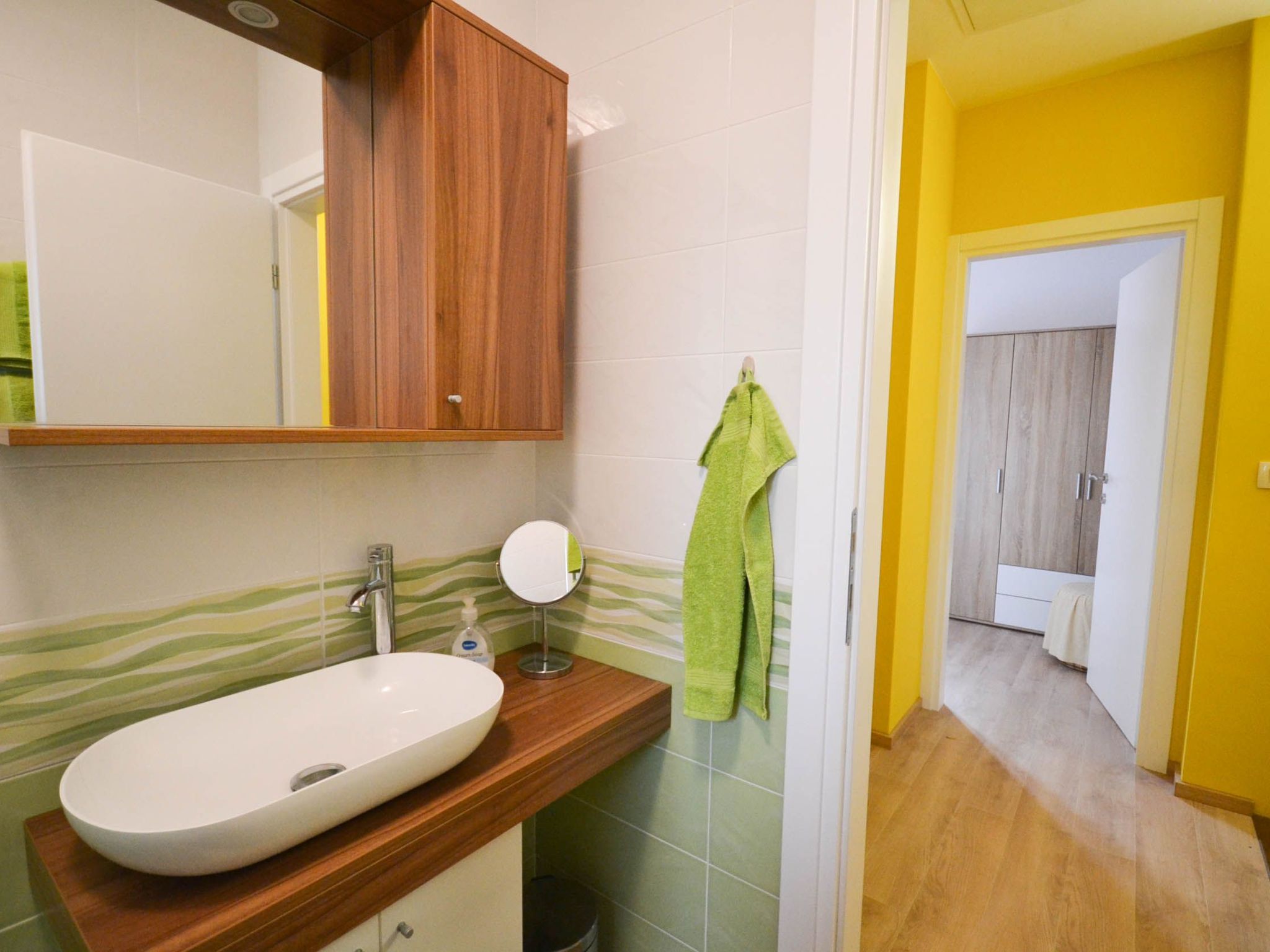 Modernes Apartment in Novigrad mit privatem Parkplatz-Image-tags.info