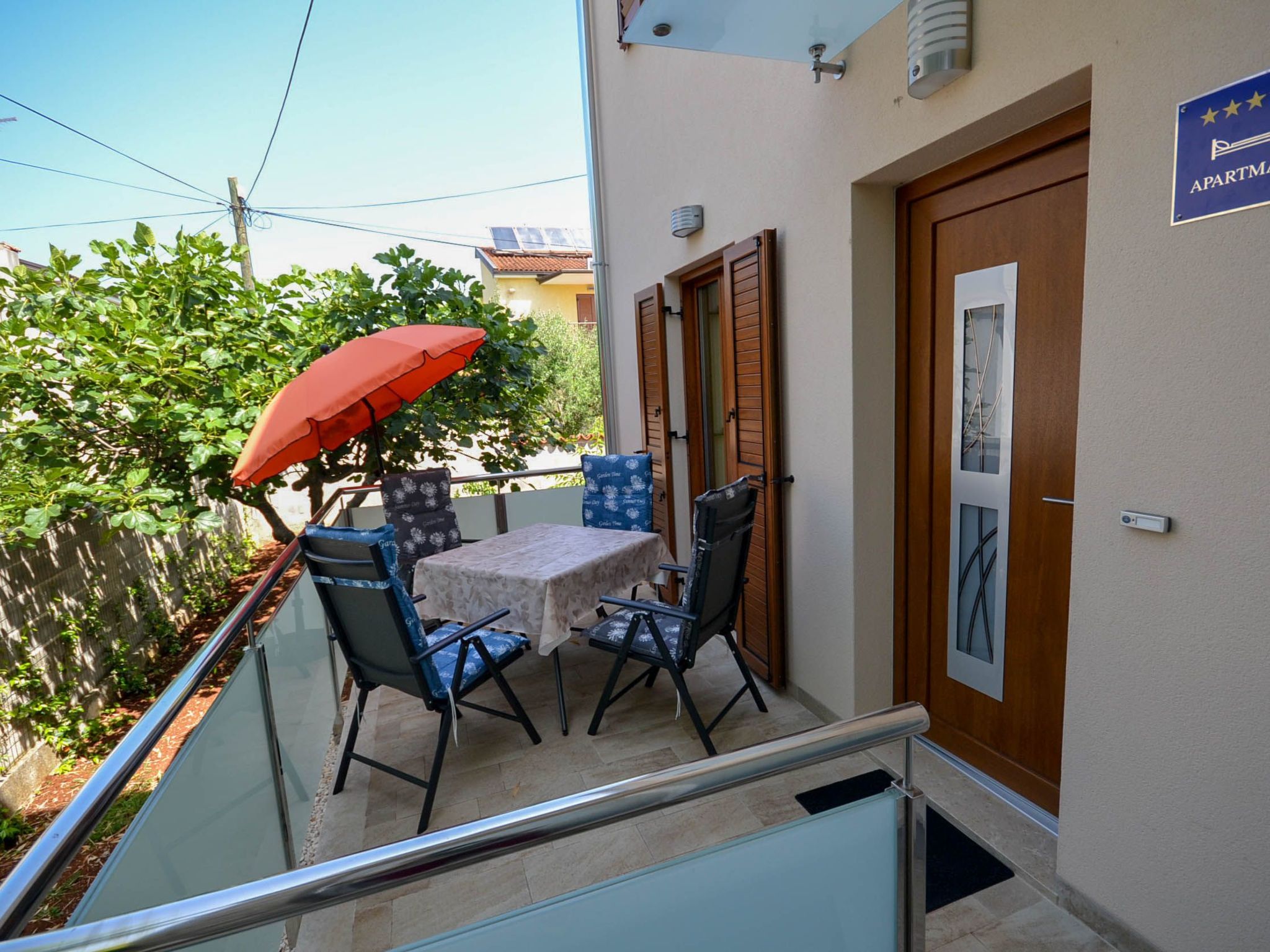 Modernes Apartment in Novigrad mit privatem Parkplatz-Image-tags.info