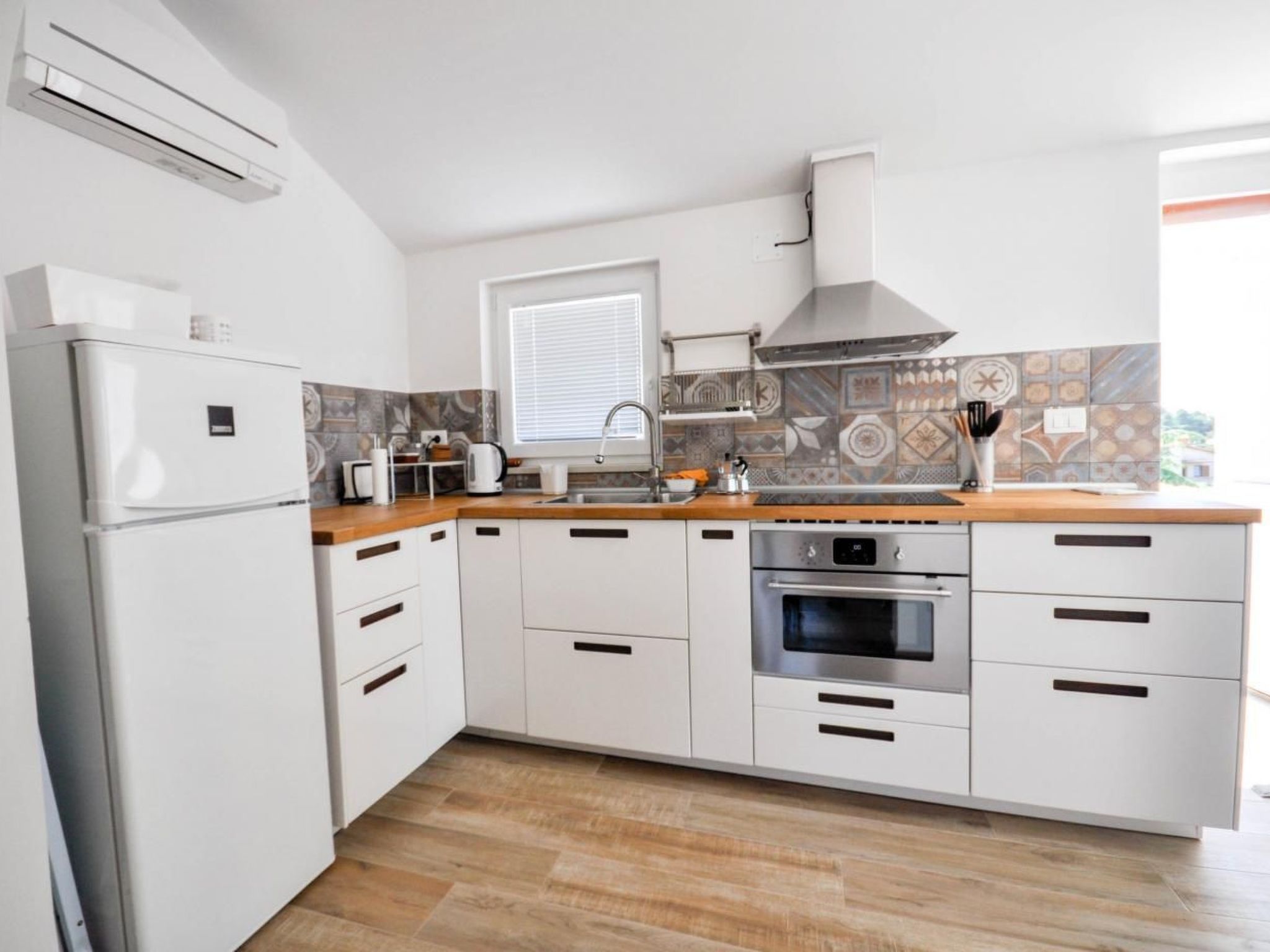 Schöne Wohnung in Novigrad mit kostenlosem Parkplatz