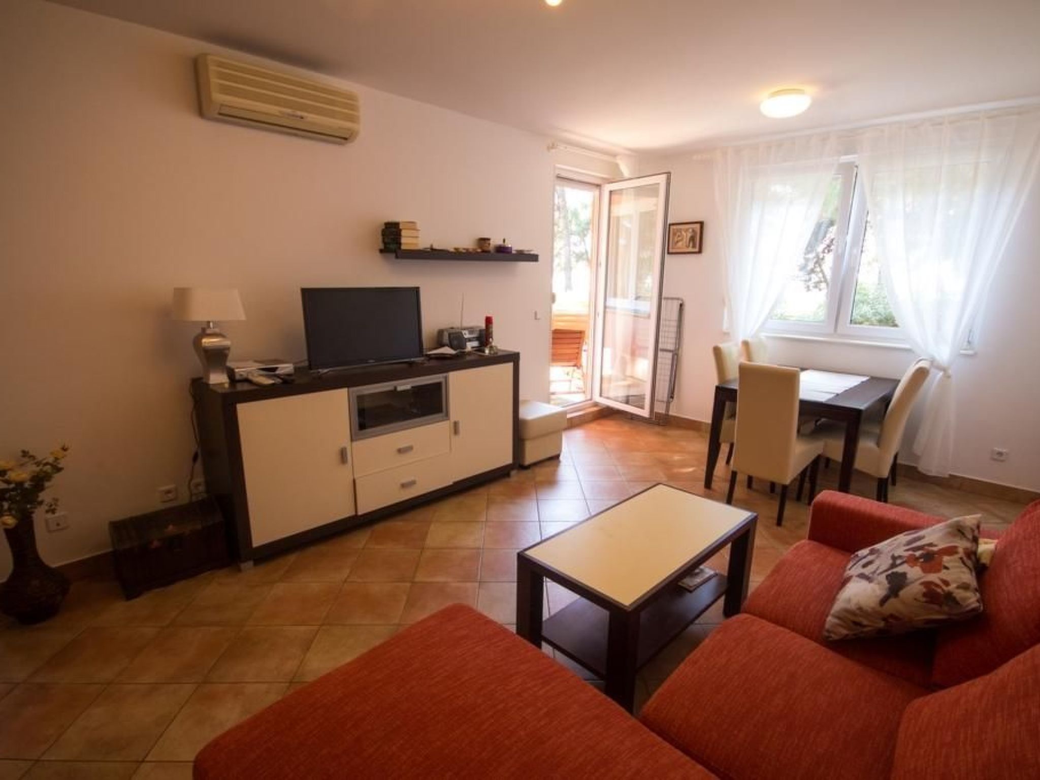 Photo of "Alma" mit Blick auf das Wasser