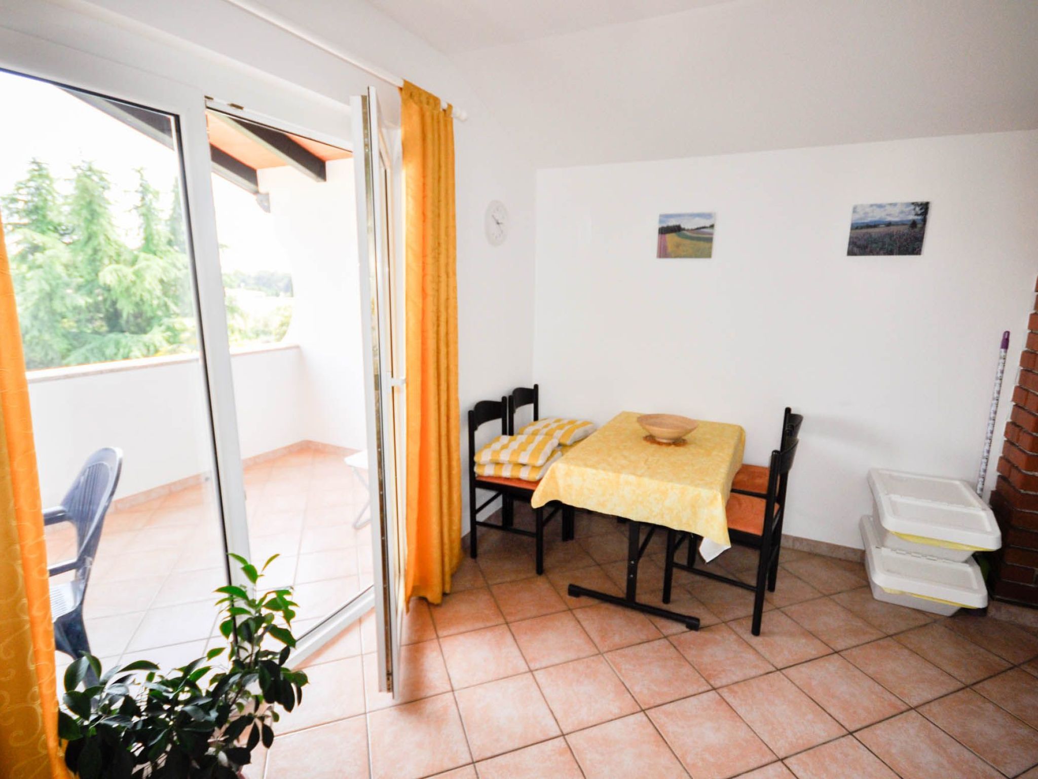 "Mira" mit Balkon-Image-tags.info