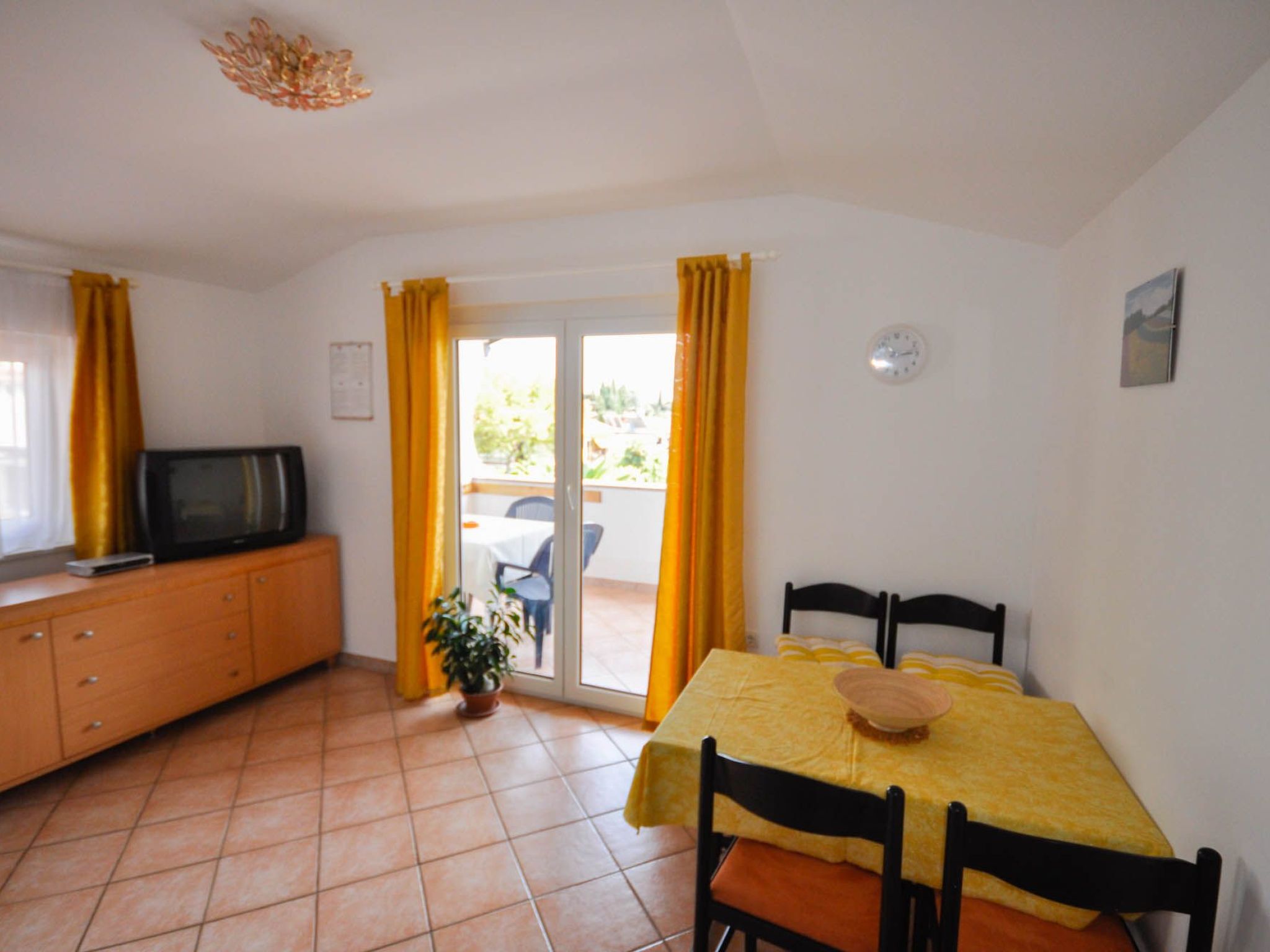 "Mira" mit Balkon-Image-tags.info