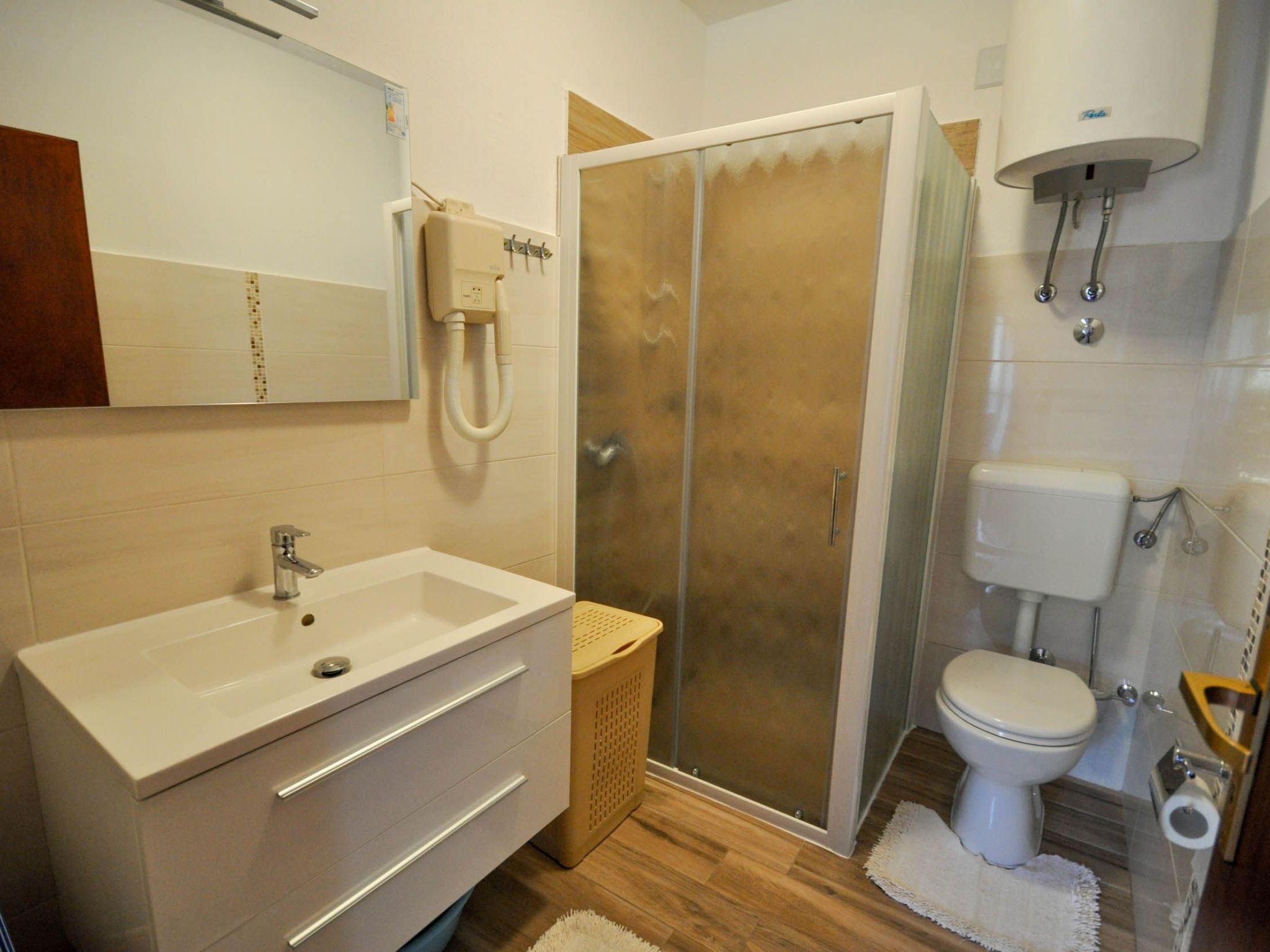 "Jurica 4" mit Terrasse-Image-tags.info