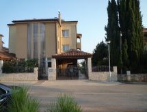 Vrijstaand vakantiehuis voor 4 personen nabij zee in Novigrad, Istrië - thumbnail 1