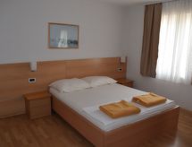 Vrijstaand vakantiehuis voor 4 personen nabij zee in Novigrad, Istrië - thumbnail 4