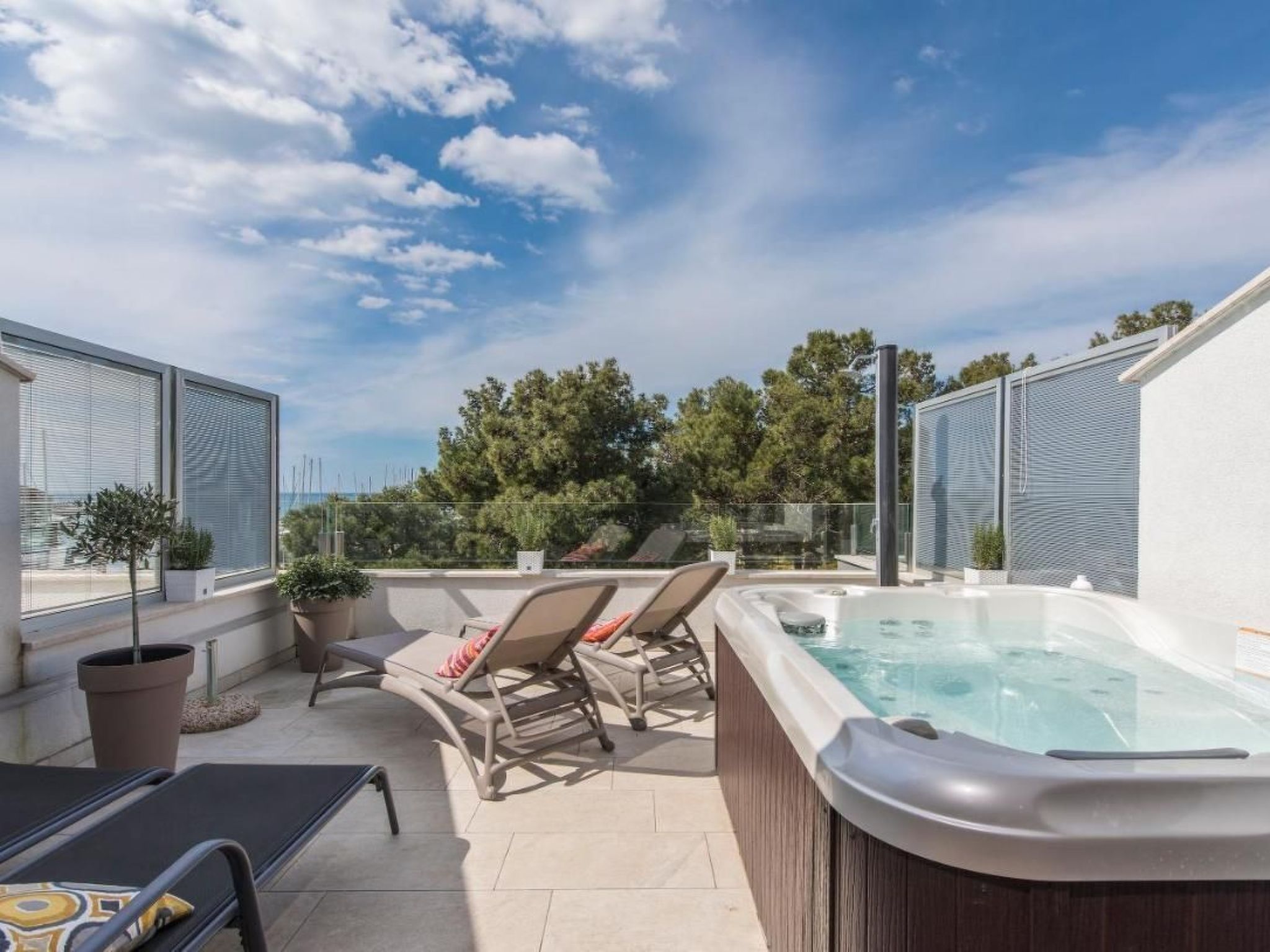 In Novigrad mit Whirlpool-Dedans