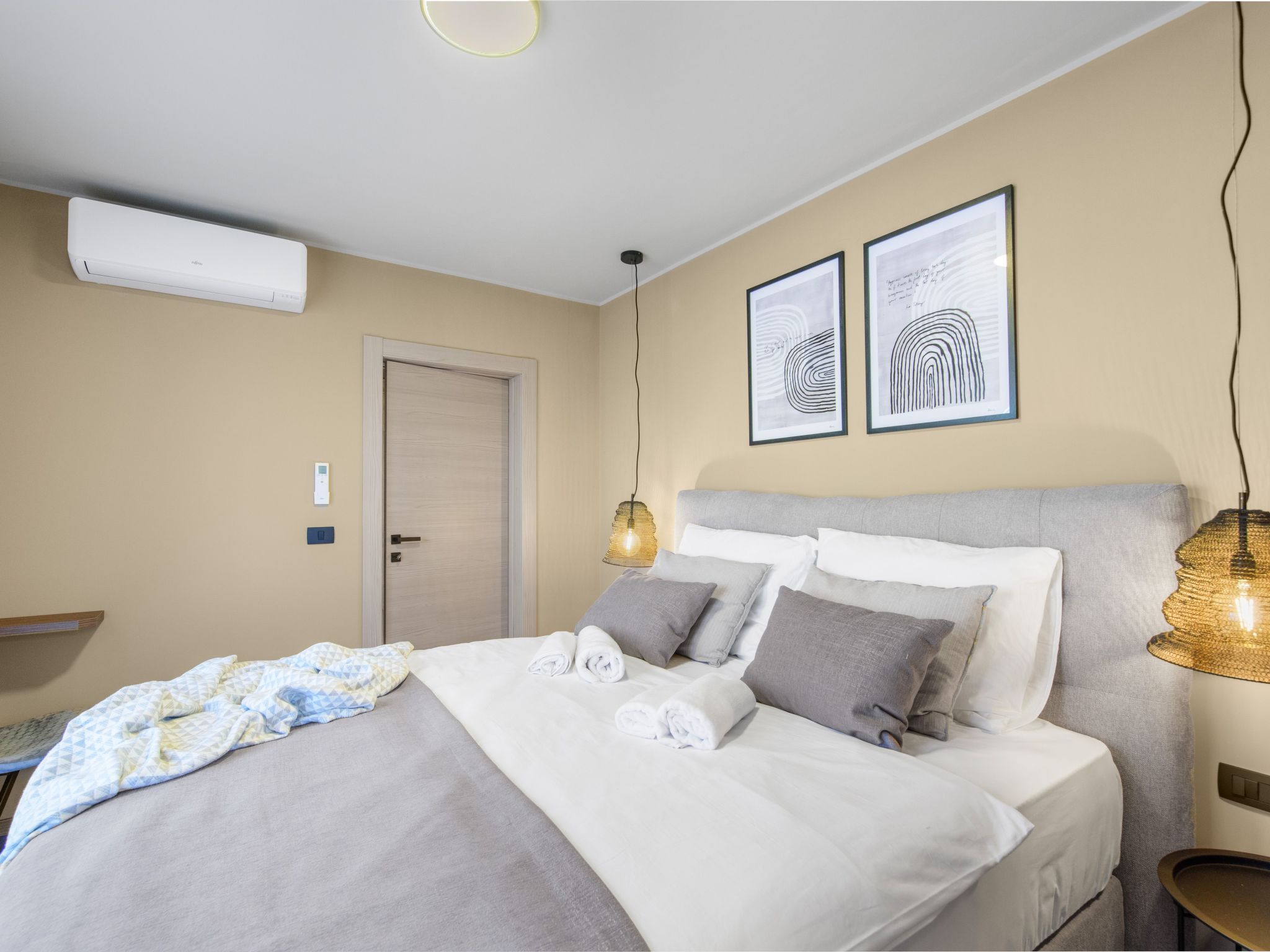 Villa Querchus Apartment 9 with private Pool