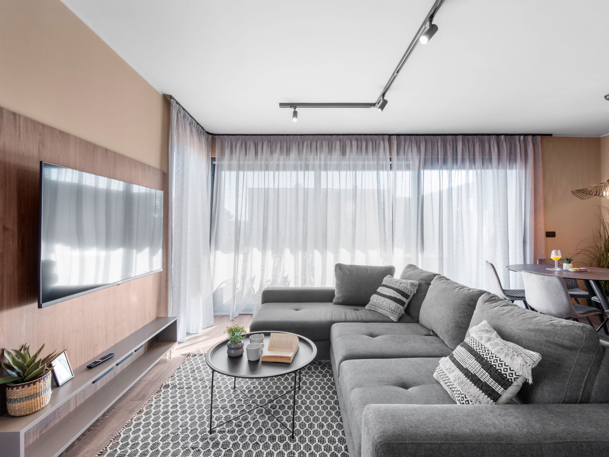 Quercus Village APP 12 mit privatem Pool-Drinnen