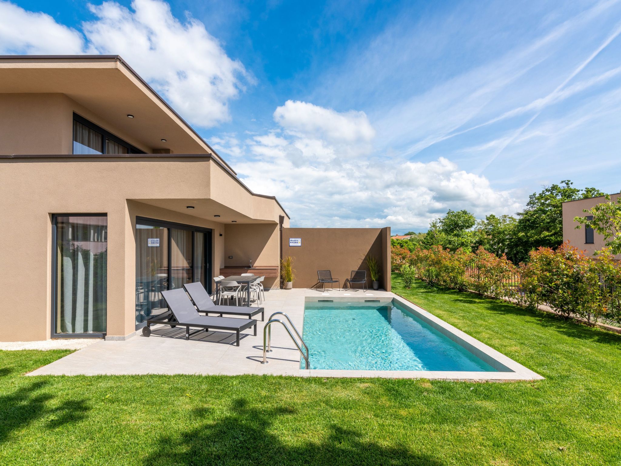 Quercus Village APP 1 mit privatem Pool-Binnen