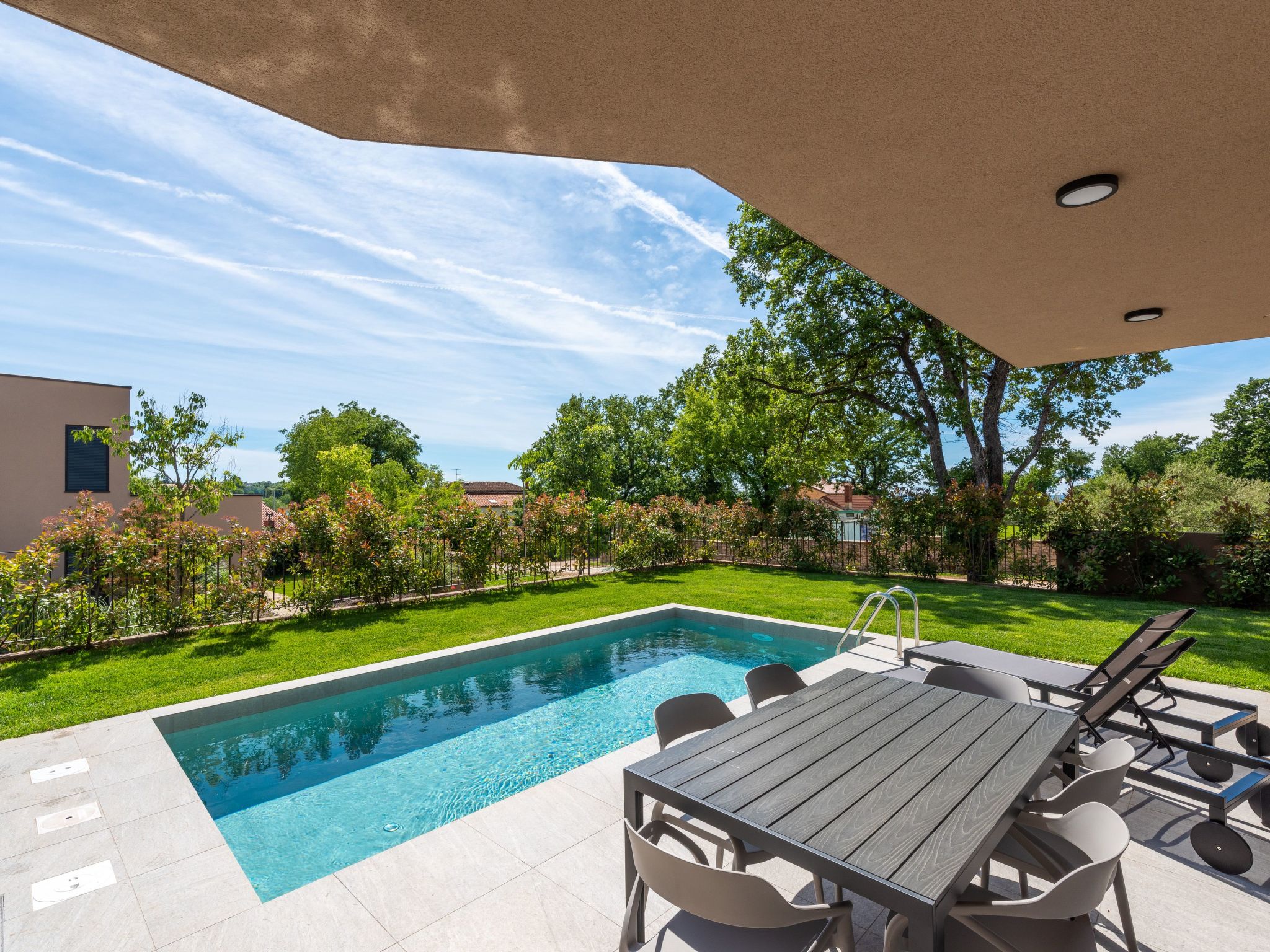 Quercus Village APP 1 mit privatem Pool-Binnen