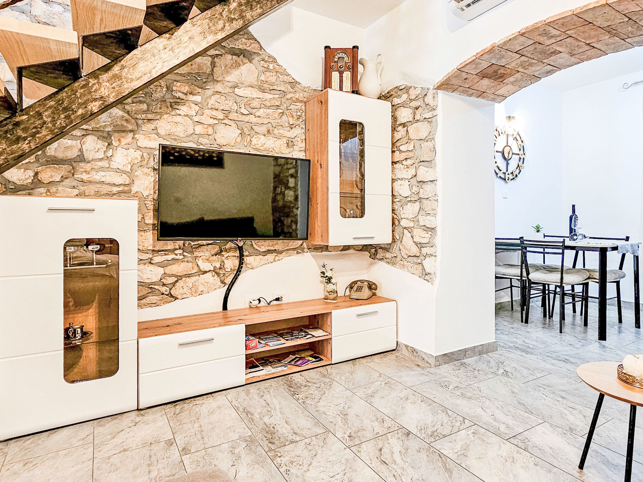 Für 3 Personen ca. 40 m&sup2; in Novigrad, Adriaküste Kroatien (Westküste von I - Binnen