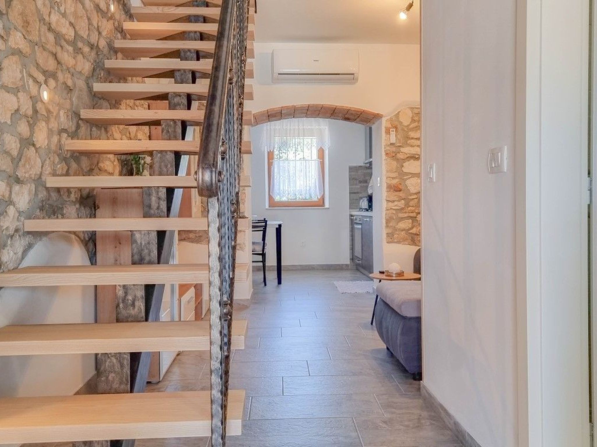 Photo of für 3 Personen ca. 40 m&sup2; in Novigrad, Adriaküste Kroatien (Westküste von I