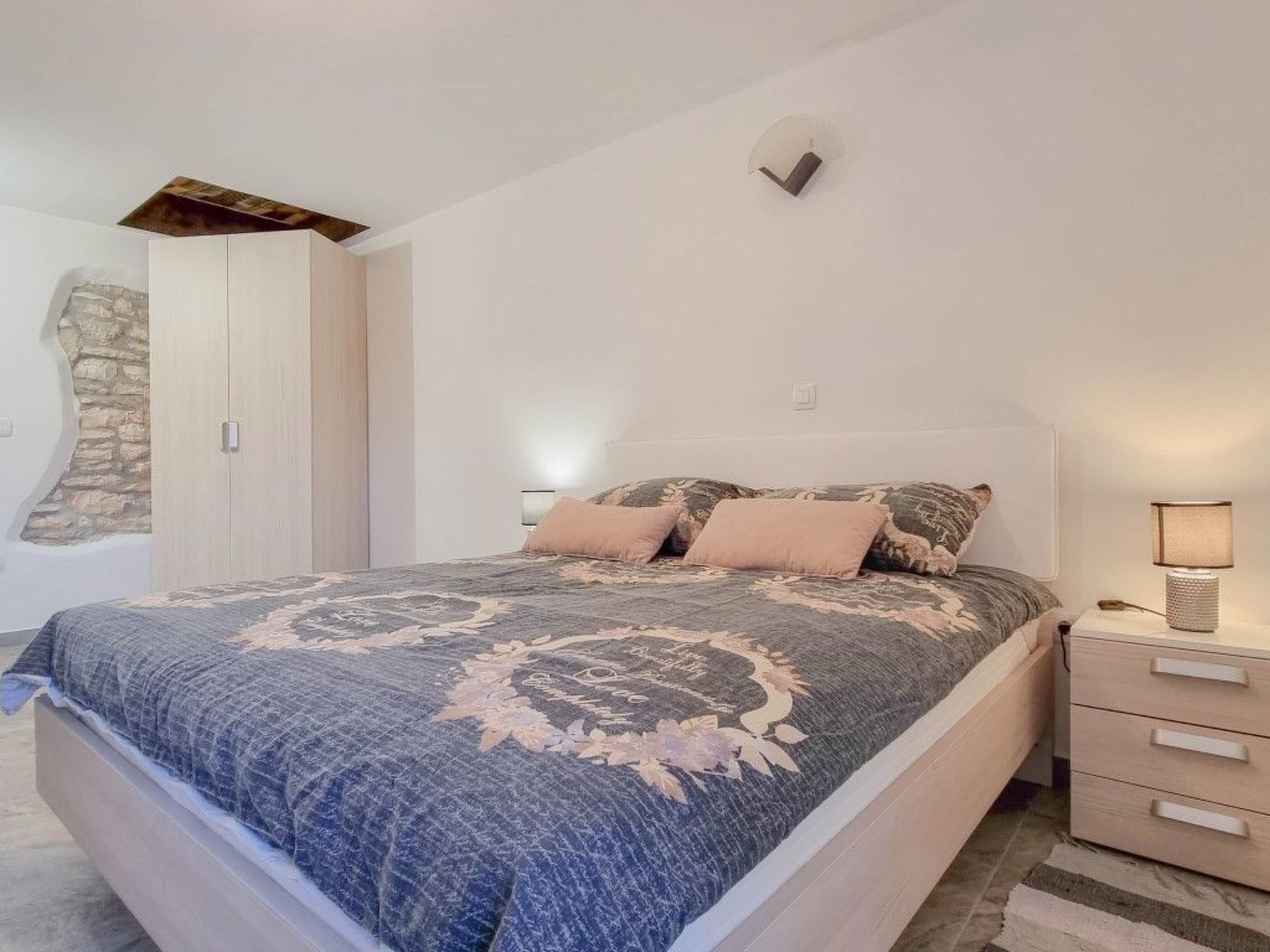 Photo of für 3 Personen ca. 40 m&sup2; in Novigrad, Adriaküste Kroatien (Westküste von I